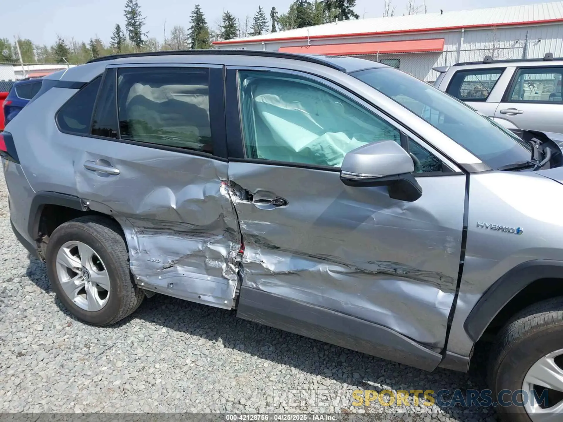 6 Фотография поврежденного автомобиля 4T3R6RFV1LU005933 TOYOTA RAV4 HYBRID 2020