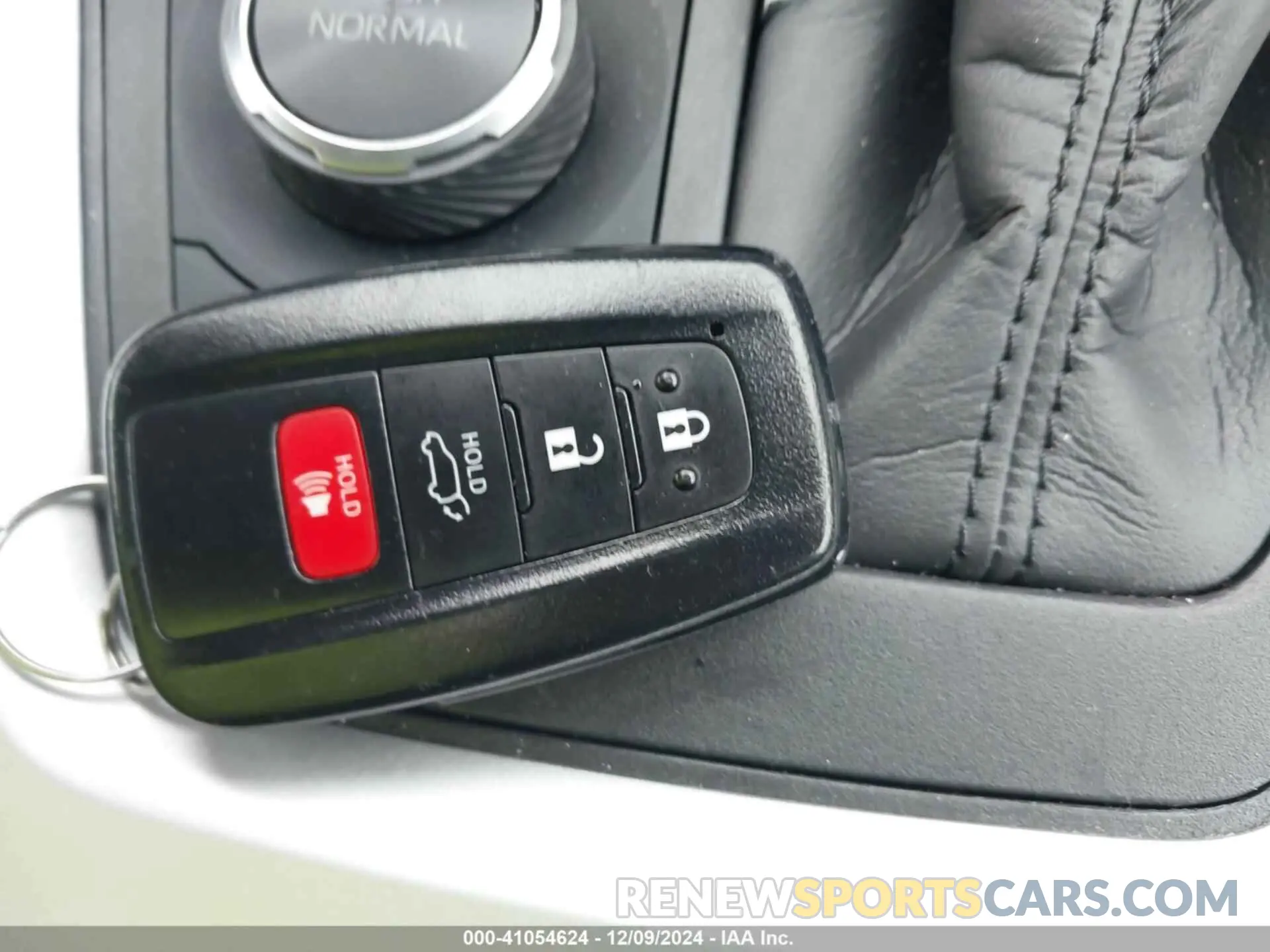 11 Фотография поврежденного автомобиля 4T3R6RFV3LU003164 TOYOTA RAV4 HYBRID 2020