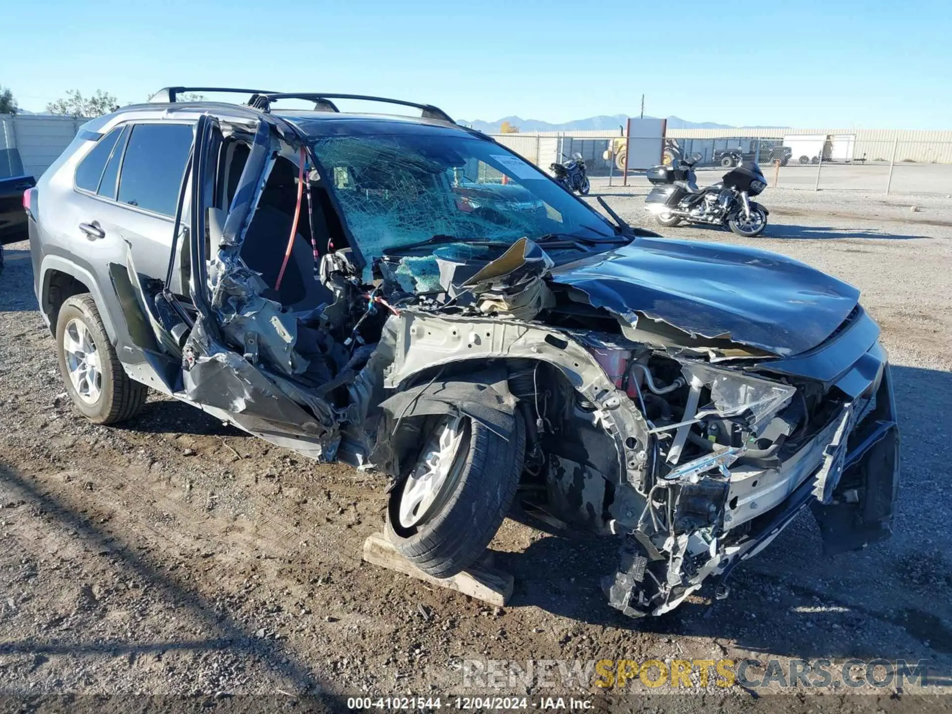 1 Фотография поврежденного автомобиля 4T3R6RFV9LU001497 TOYOTA RAV4 HYBRID 2020