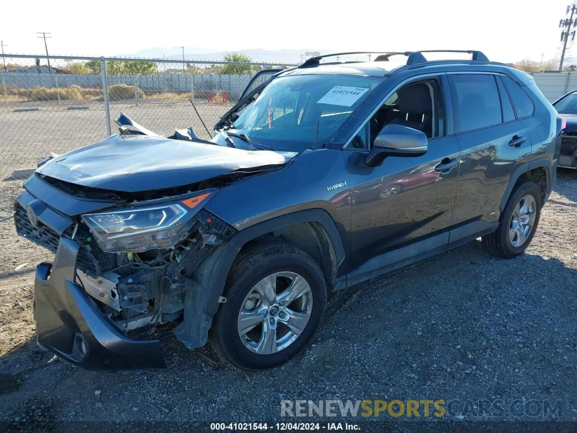 2 Фотография поврежденного автомобиля 4T3R6RFV9LU001497 TOYOTA RAV4 HYBRID 2020