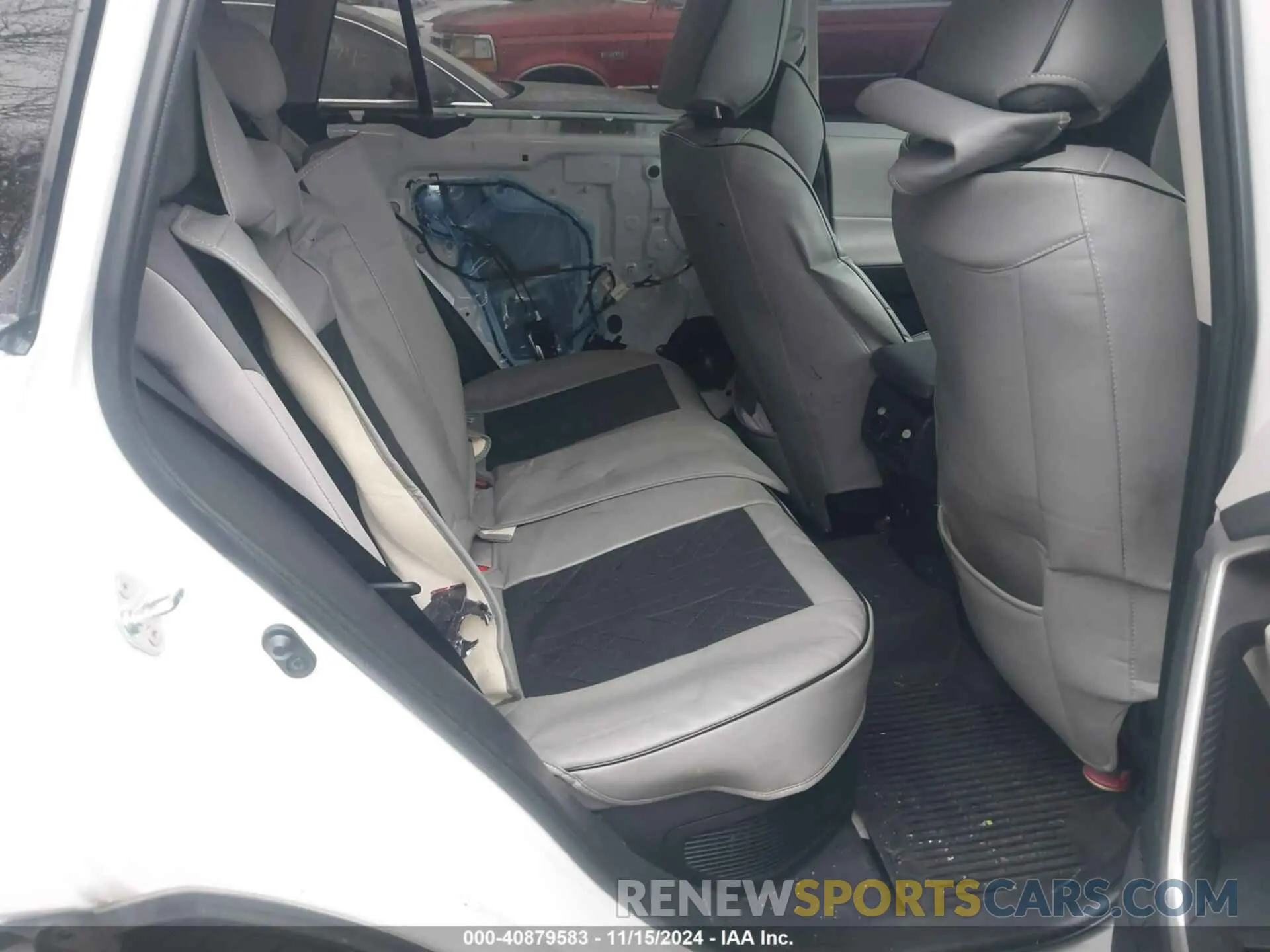 8 Photograph of a damaged car 4T3RWRFVXLU004912 TOYOTA RAV4 HYBRID 2020