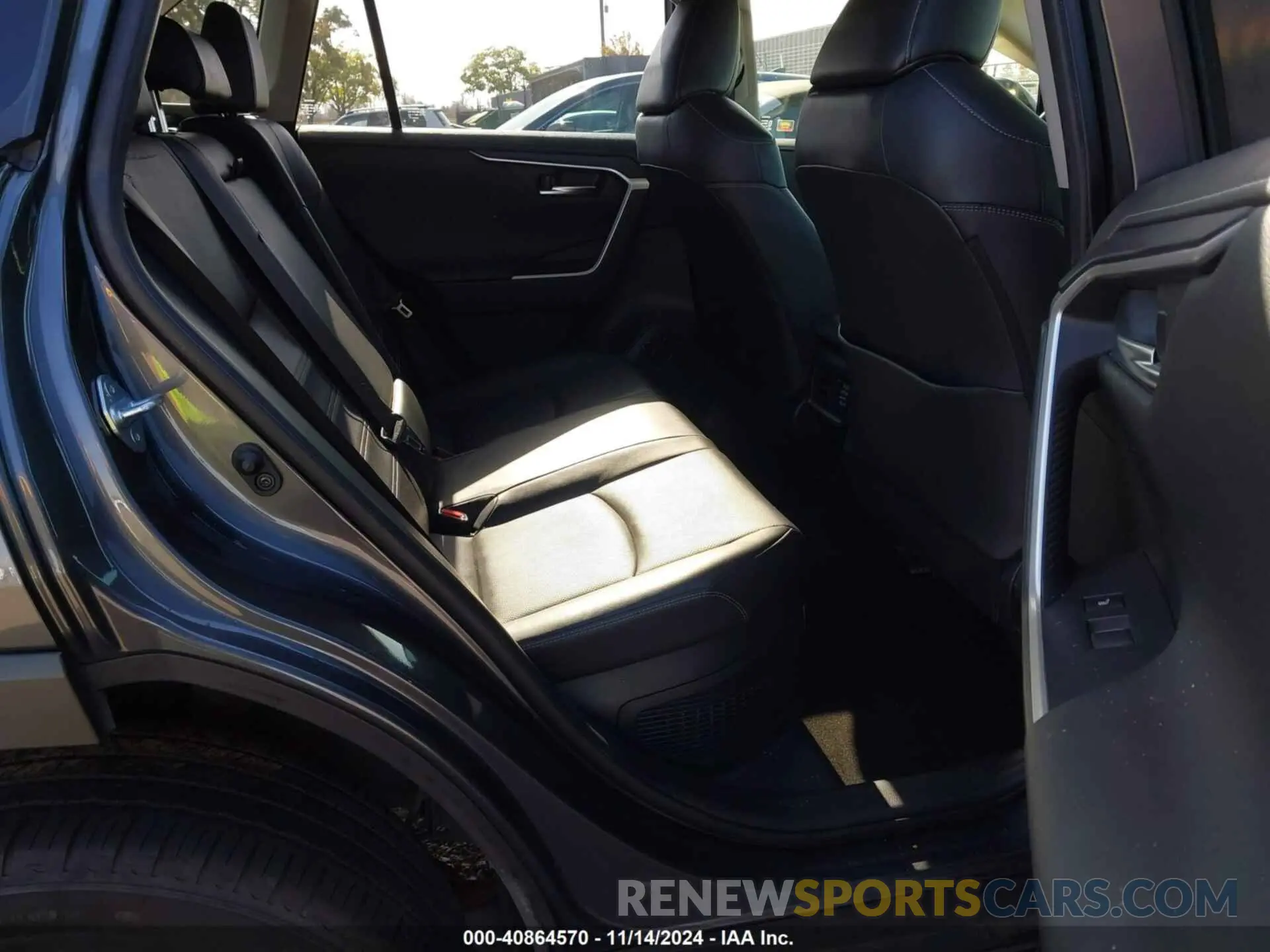 8 Фотография поврежденного автомобиля JTMDWRFV1LD538419 TOYOTA RAV4 HYBRID 2020
