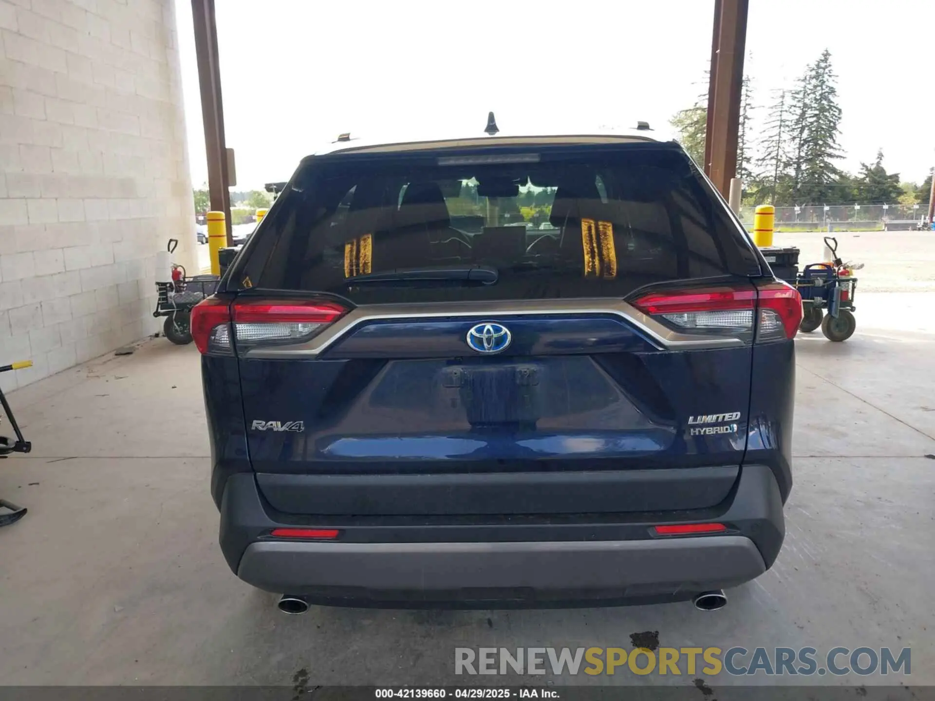 16 Photograph of a damaged car JTMDWRFV4LD527463 TOYOTA RAV4 HYBRID 2020
