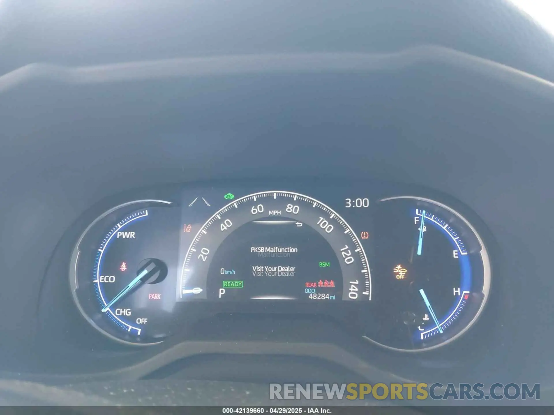 7 Photograph of a damaged car JTMDWRFV4LD527463 TOYOTA RAV4 HYBRID 2020