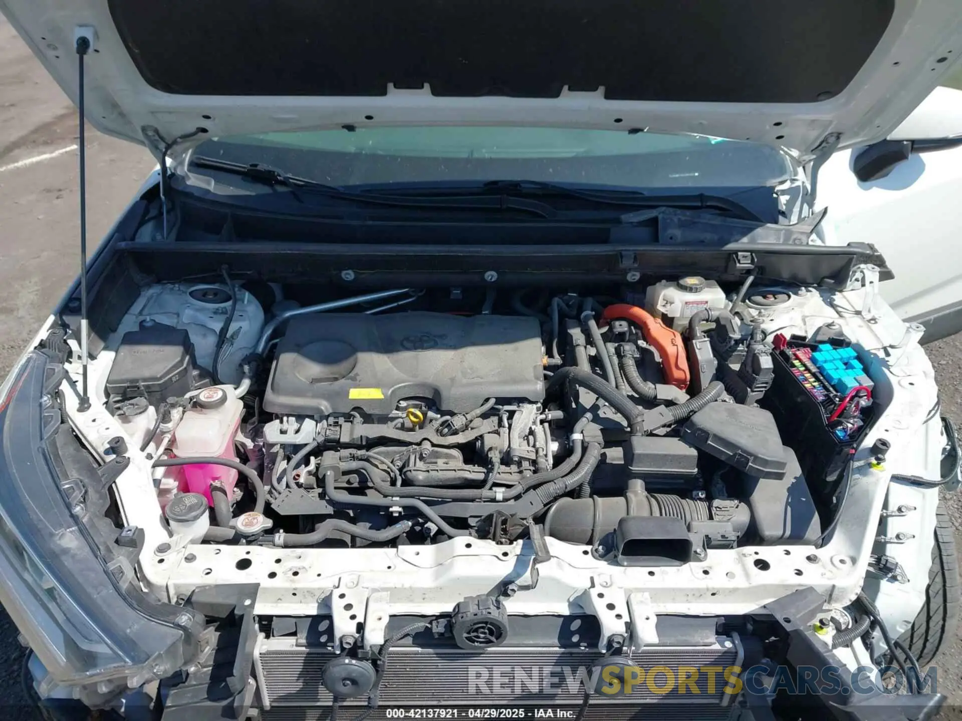 10 Фотография поврежденного автомобиля JTMDWRFV5LD065253 TOYOTA RAV4 HYBRID 2020