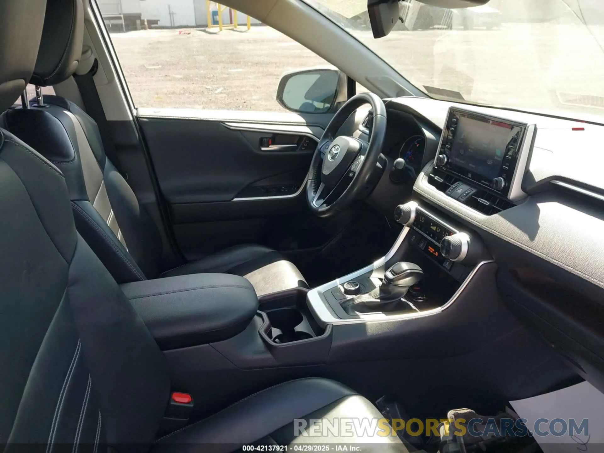 5 Фотография поврежденного автомобиля JTMDWRFV5LD065253 TOYOTA RAV4 HYBRID 2020