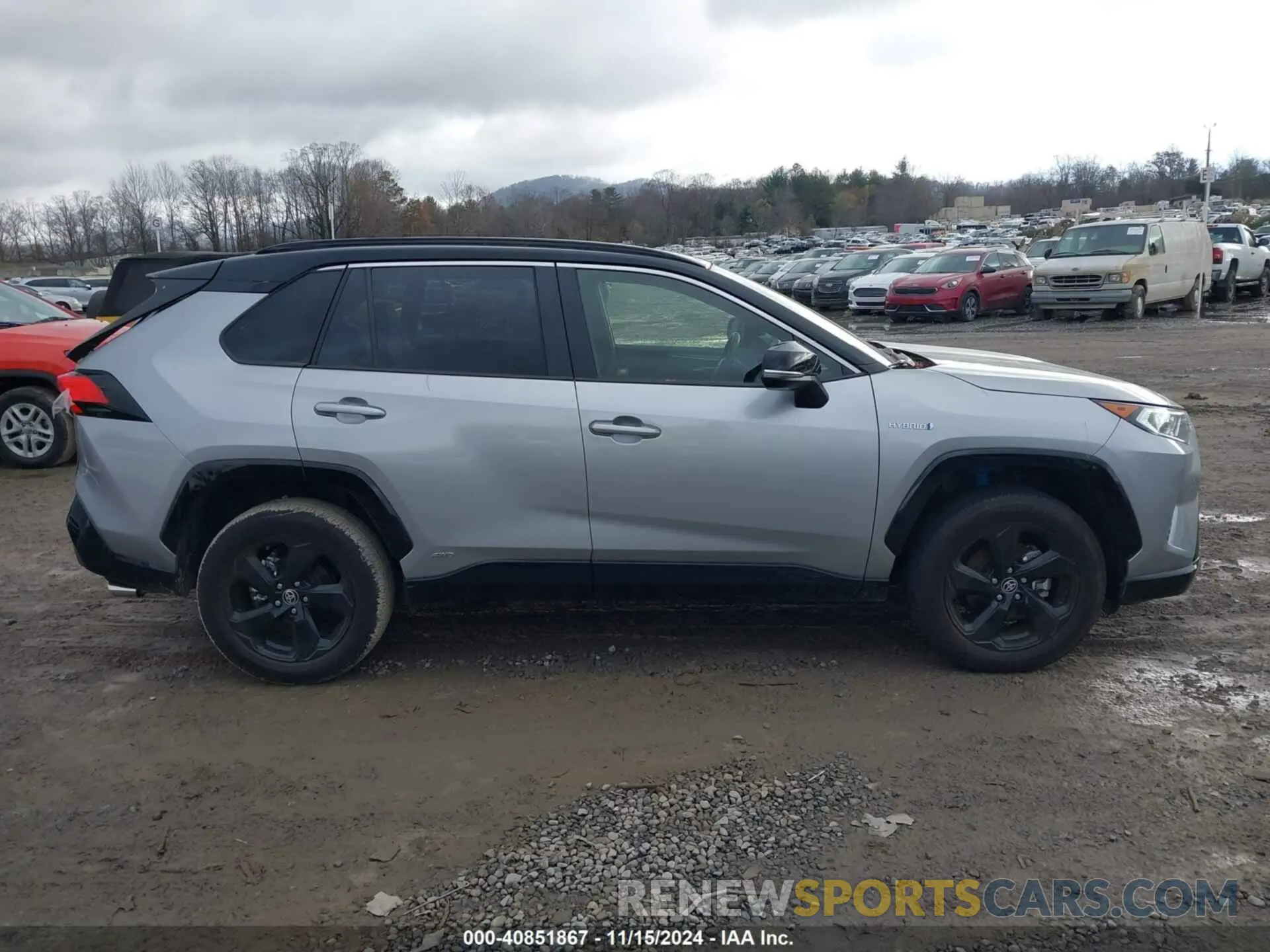 13 Фотография поврежденного автомобиля JTMEWRFV2LJ038369 TOYOTA RAV4 HYBRID 2020