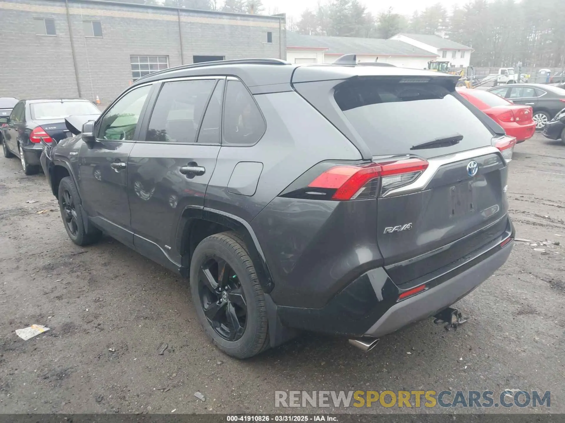 3 Photograph of a damaged car JTMEWRFV8LJ044046 TOYOTA RAV4 HYBRID 2020