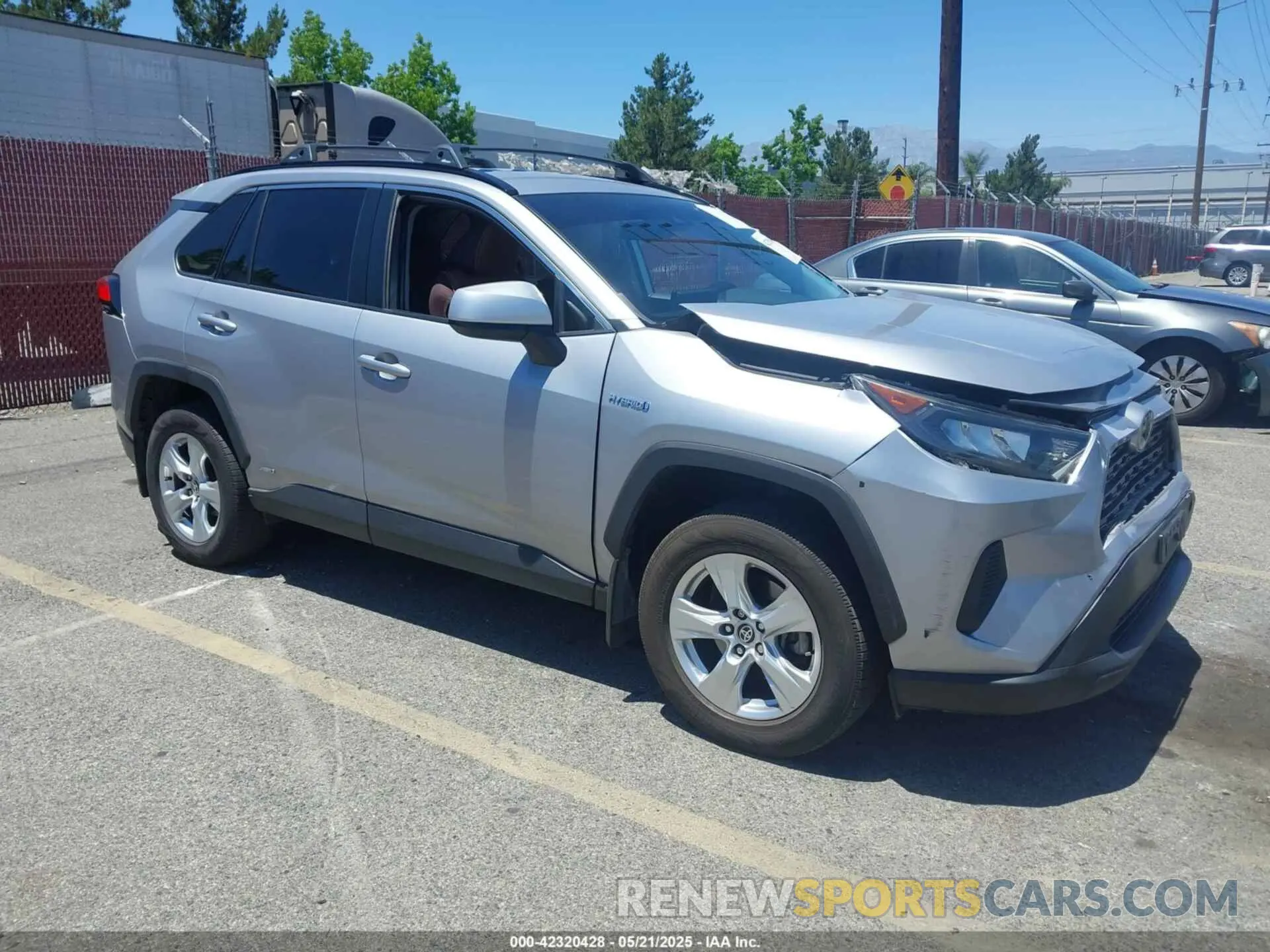 1 Photograph of a damaged car JTMLWRFV0LD068038 TOYOTA RAV4 HYBRID 2020