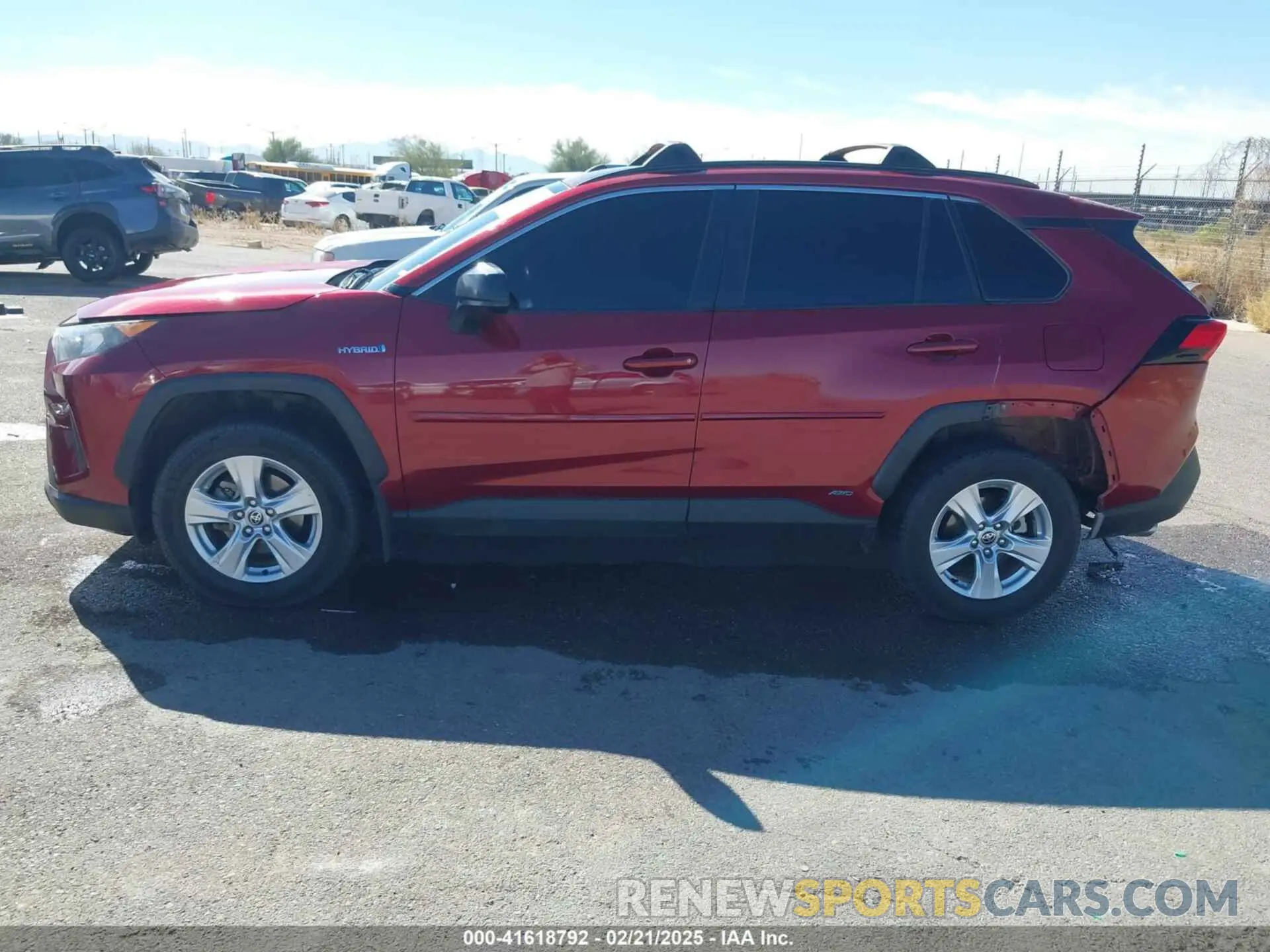 15 Photograph of a damaged car JTMLWRFV3LD538501 TOYOTA RAV4 HYBRID 2020