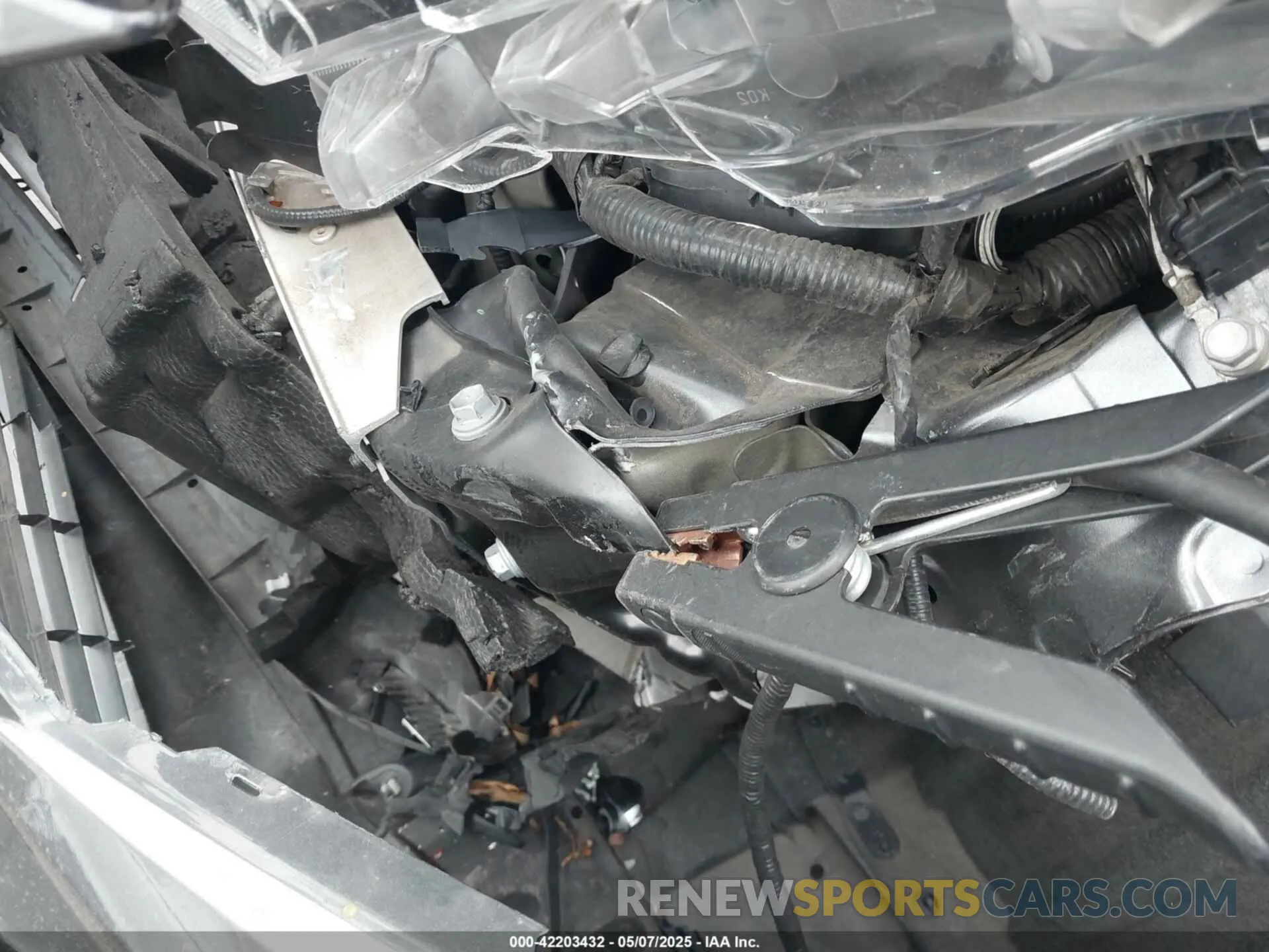 19 Photograph of a damaged car JTMLWRFV8LD537361 TOYOTA RAV4 HYBRID 2020