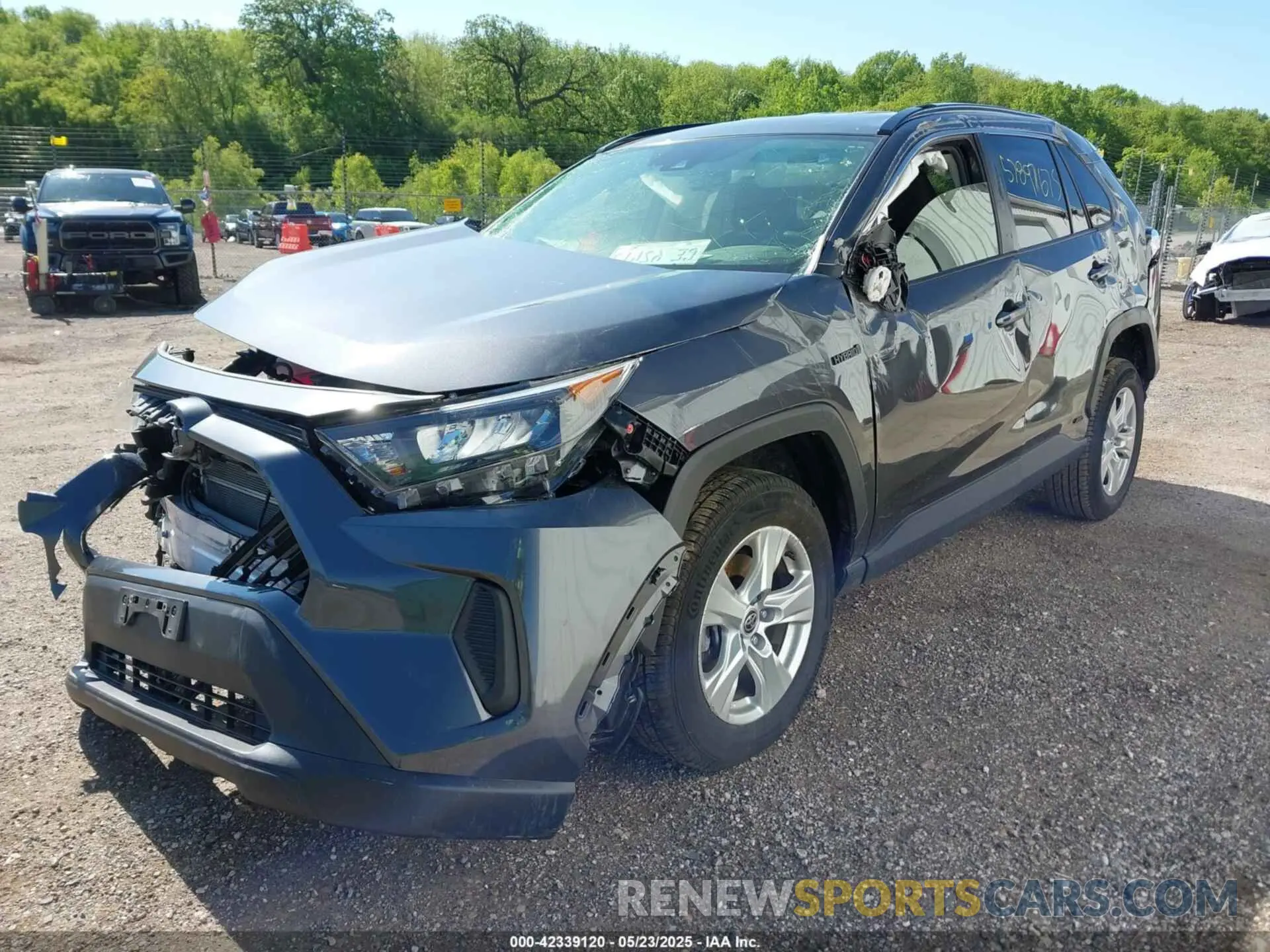 2 Photograph of a damaged car JTMMWRFV0LD540260 TOYOTA RAV4 HYBRID 2020