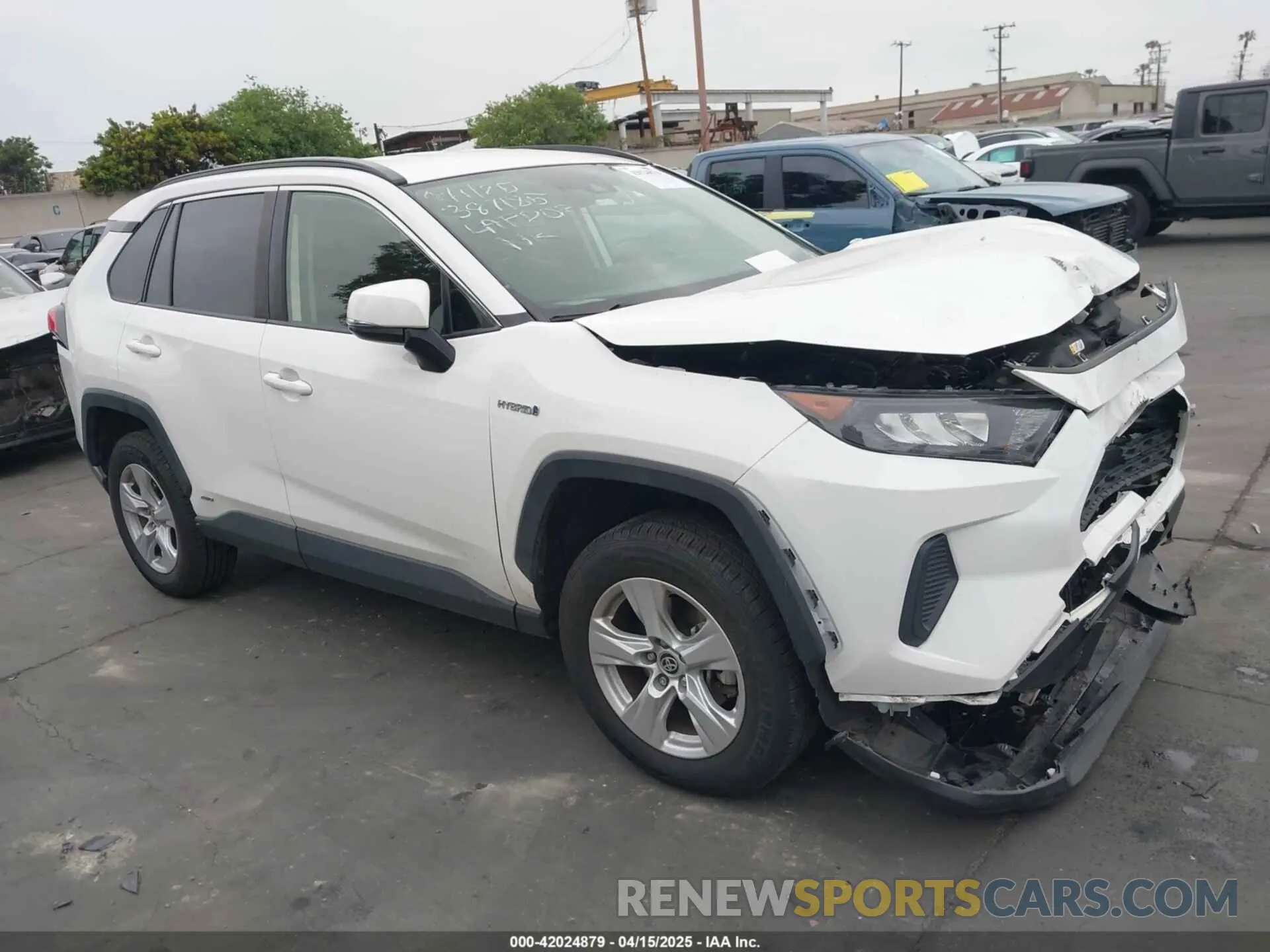 1 Photograph of a damaged car JTMMWRFV1LD064097 TOYOTA RAV4 HYBRID 2020