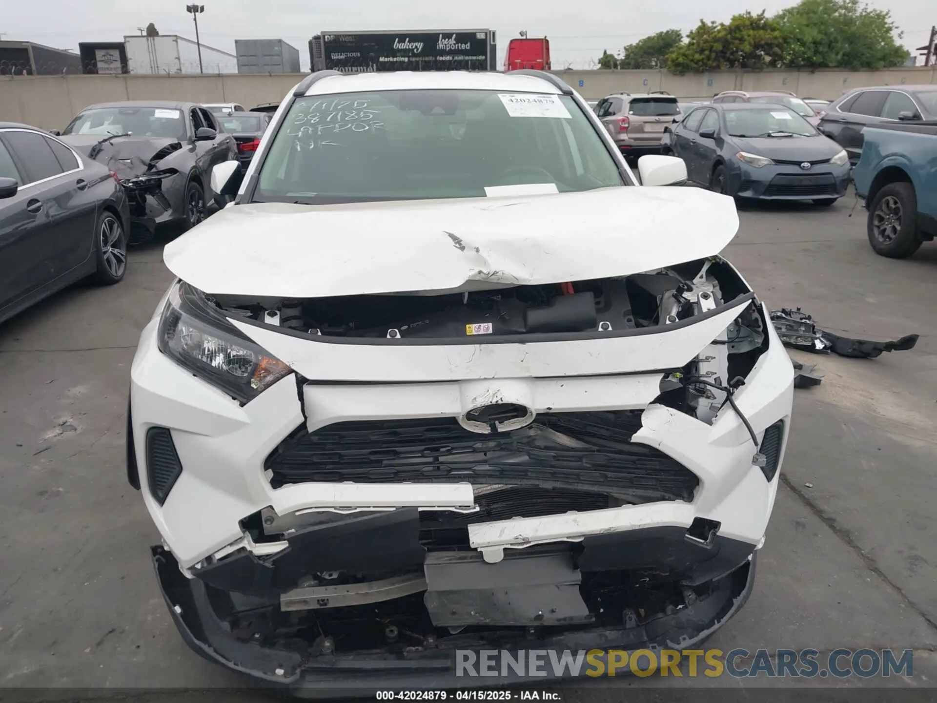 13 Photograph of a damaged car JTMMWRFV1LD064097 TOYOTA RAV4 HYBRID 2020