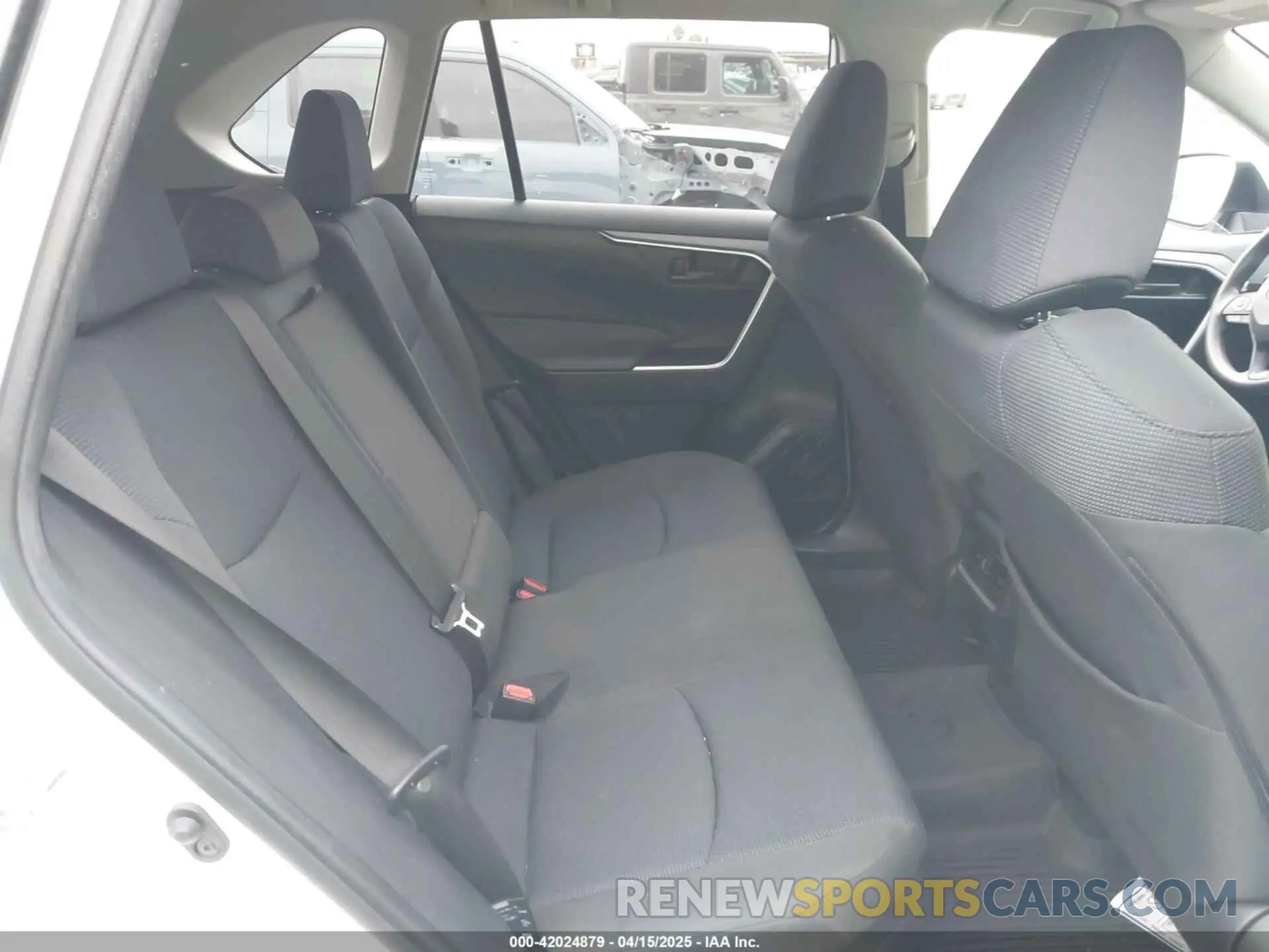 8 Photograph of a damaged car JTMMWRFV1LD064097 TOYOTA RAV4 HYBRID 2020