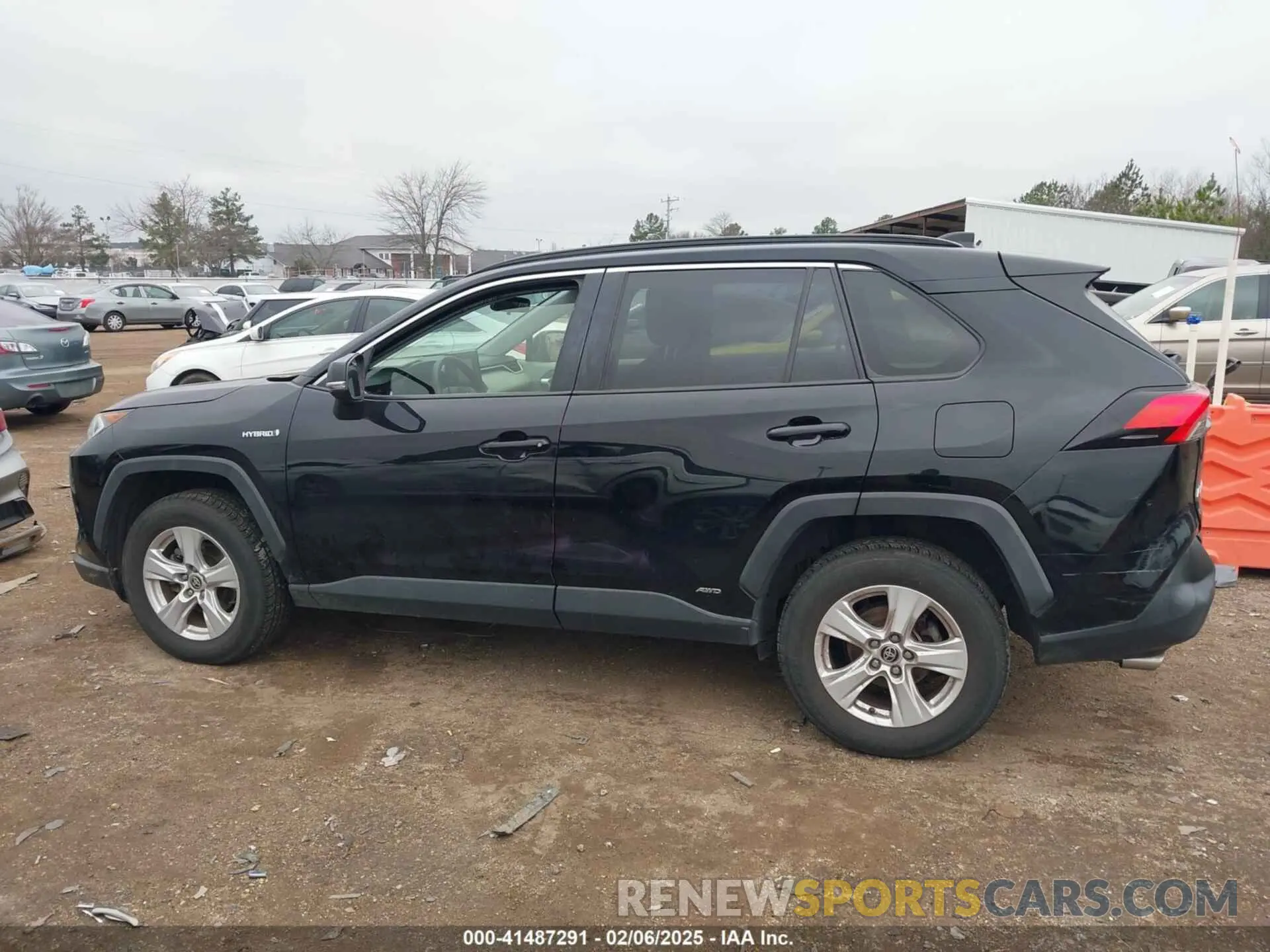 14 Photograph of a damaged car JTMR6RFV6LD001177 TOYOTA RAV4 HYBRID 2020