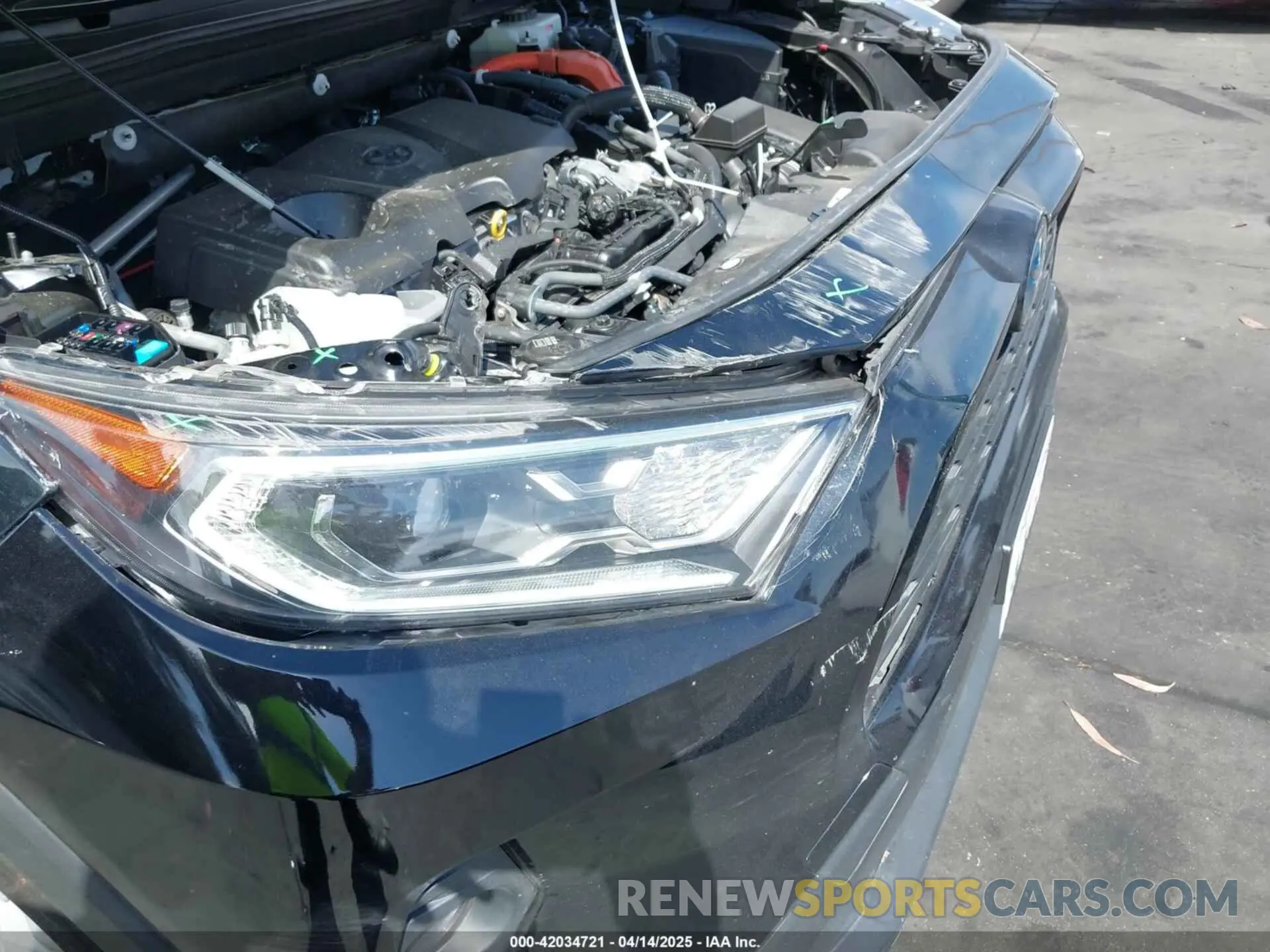 12 Photograph of a damaged car JTMRWRFV2LD549063 TOYOTA RAV4 HYBRID 2020