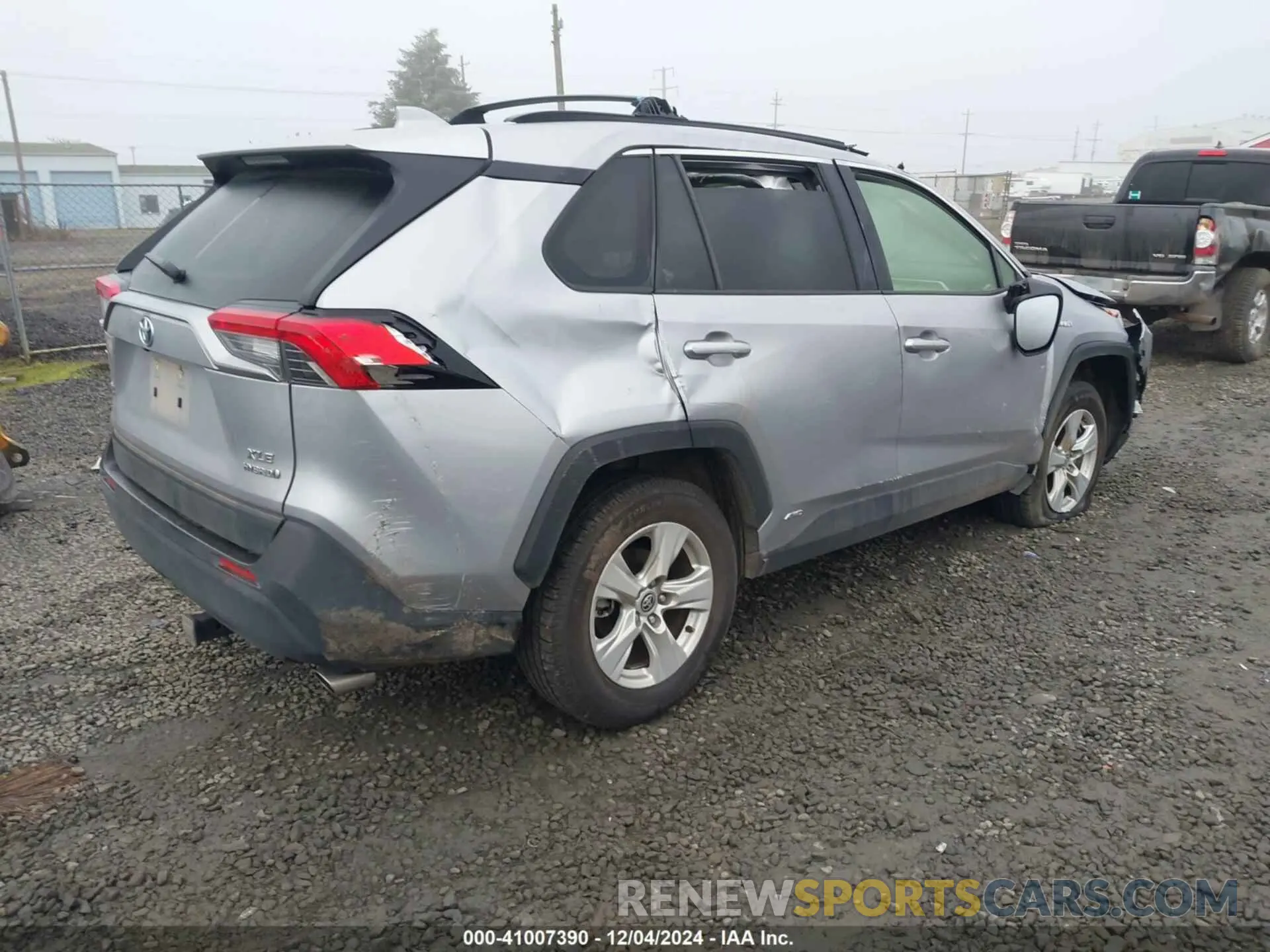 4 Фотография поврежденного автомобиля JTMRWRFV4LD069137 TOYOTA RAV4 HYBRID 2020