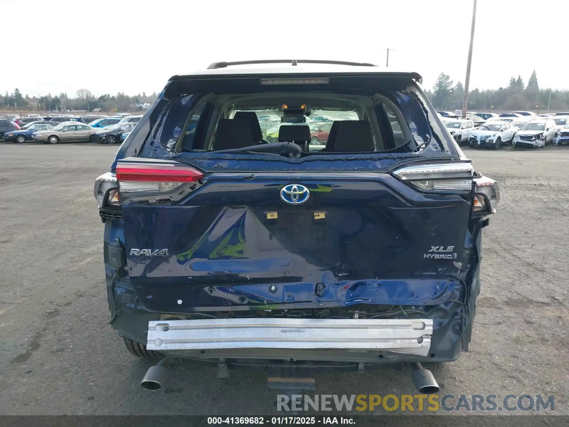 17 Photograph of a damaged car JTMRWRFV5LJ046001 TOYOTA RAV4 HYBRID 2020