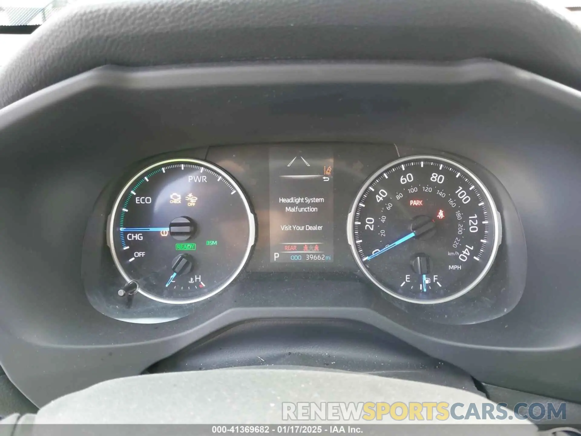 7 Photograph of a damaged car JTMRWRFV5LJ046001 TOYOTA RAV4 HYBRID 2020