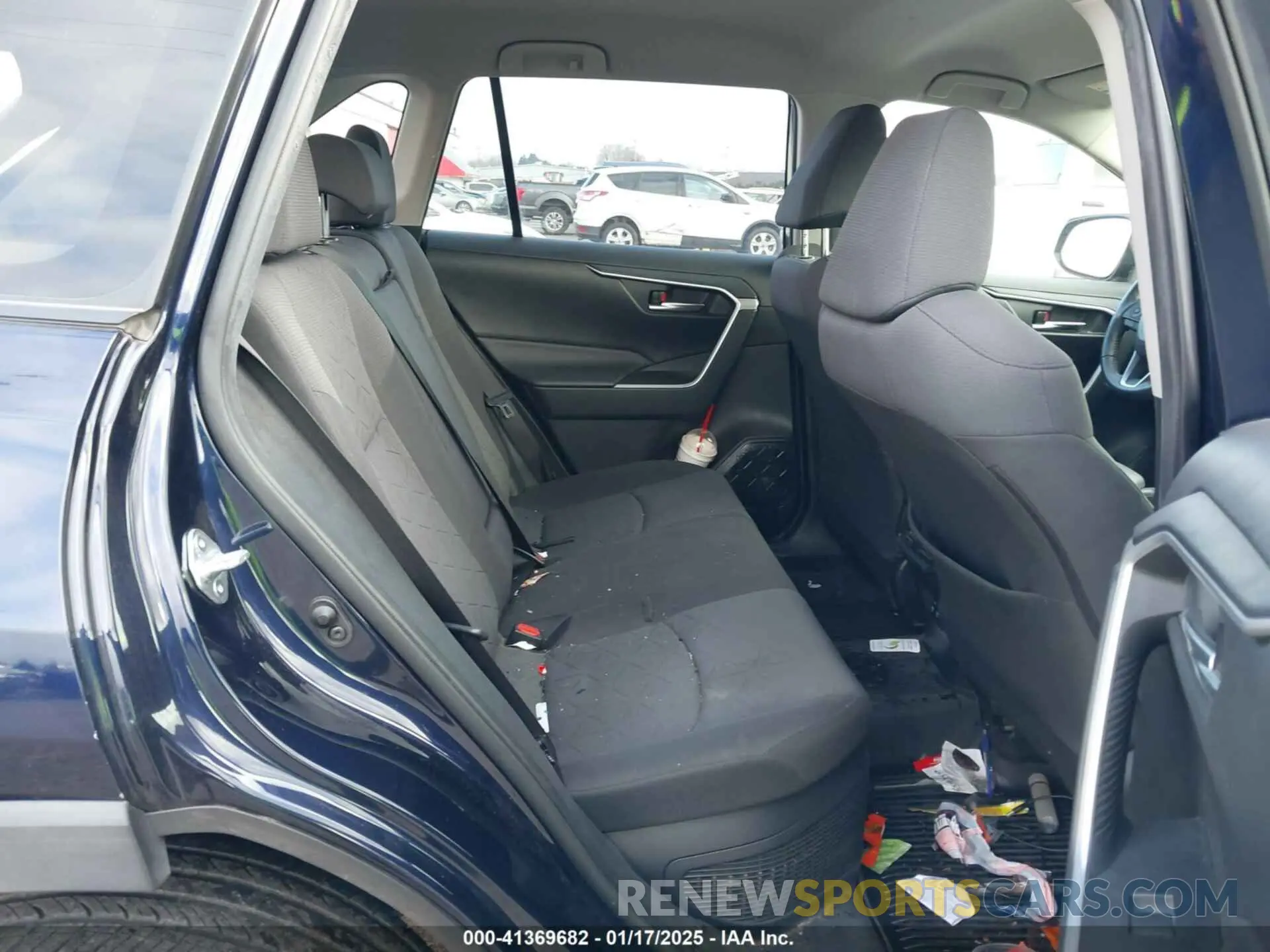 8 Photograph of a damaged car JTMRWRFV5LJ046001 TOYOTA RAV4 HYBRID 2020
