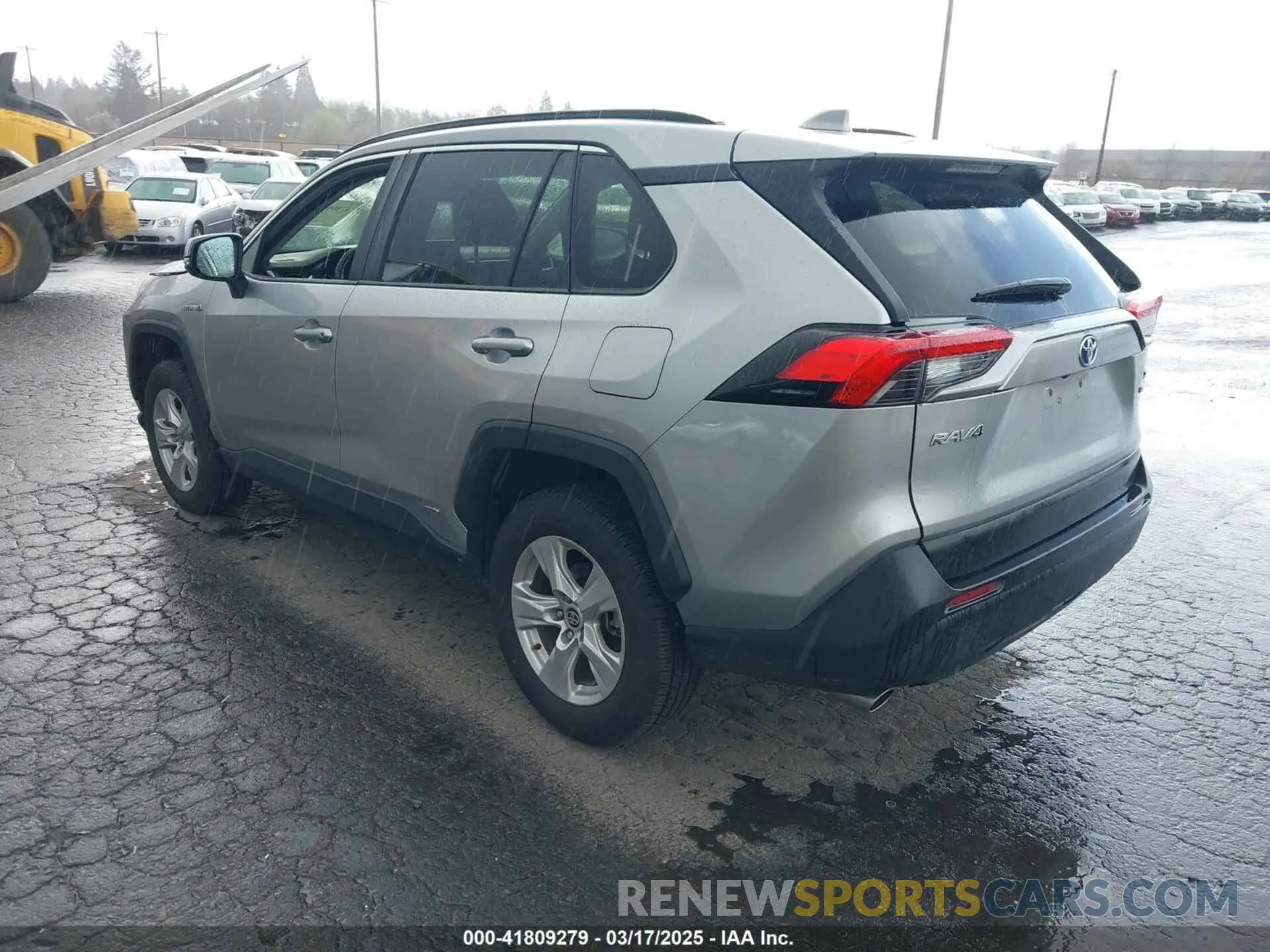 3 Photograph of a damaged car JTMRWRFV7LJ048557 TOYOTA RAV4 HYBRID 2020
