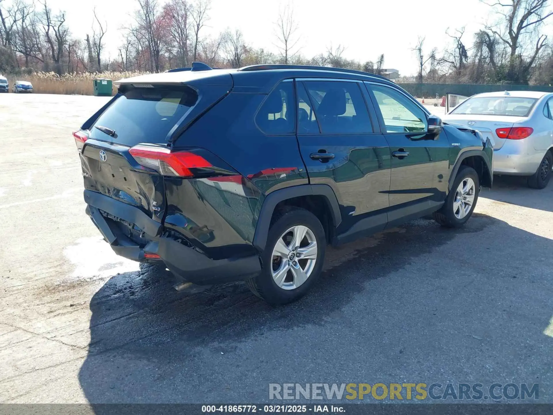 4 Photograph of a damaged car JTMRWRFV9LD044346 TOYOTA RAV4 HYBRID 2020