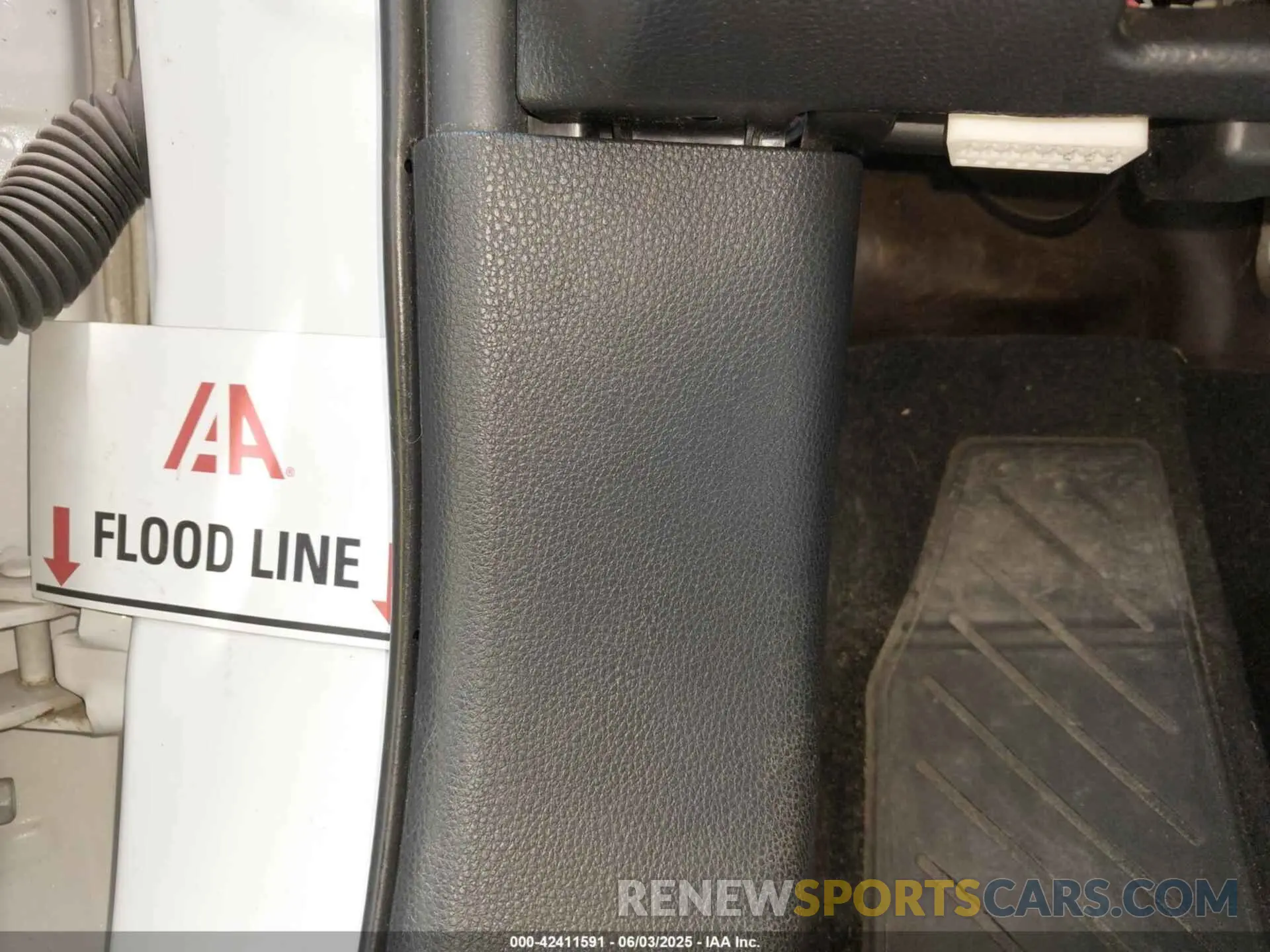 6 Photograph of a damaged car 2T3E6RFV0MW002568 TOYOTA RAV4 HYBRID 2021