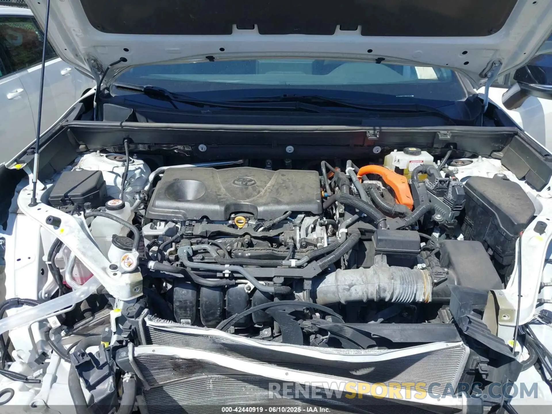 10 Photograph of a damaged car 2T3E6RFV1MW010758 TOYOTA RAV4 HYBRID 2021