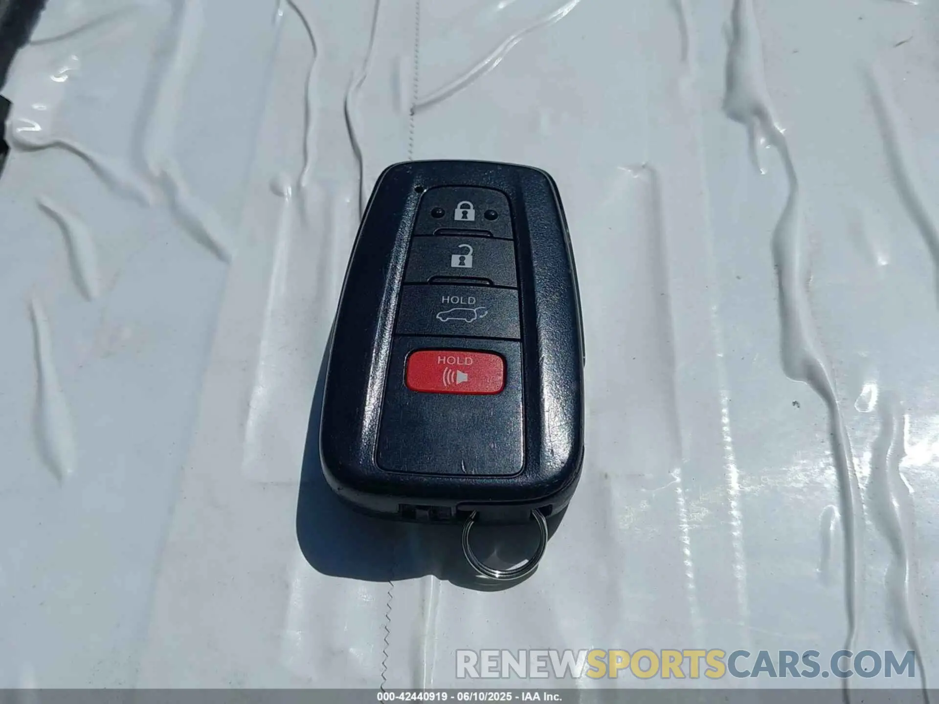 11 Photograph of a damaged car 2T3E6RFV1MW010758 TOYOTA RAV4 HYBRID 2021