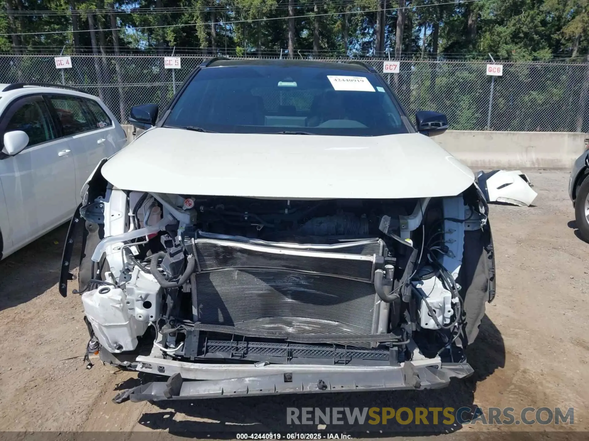 13 Photograph of a damaged car 2T3E6RFV1MW010758 TOYOTA RAV4 HYBRID 2021