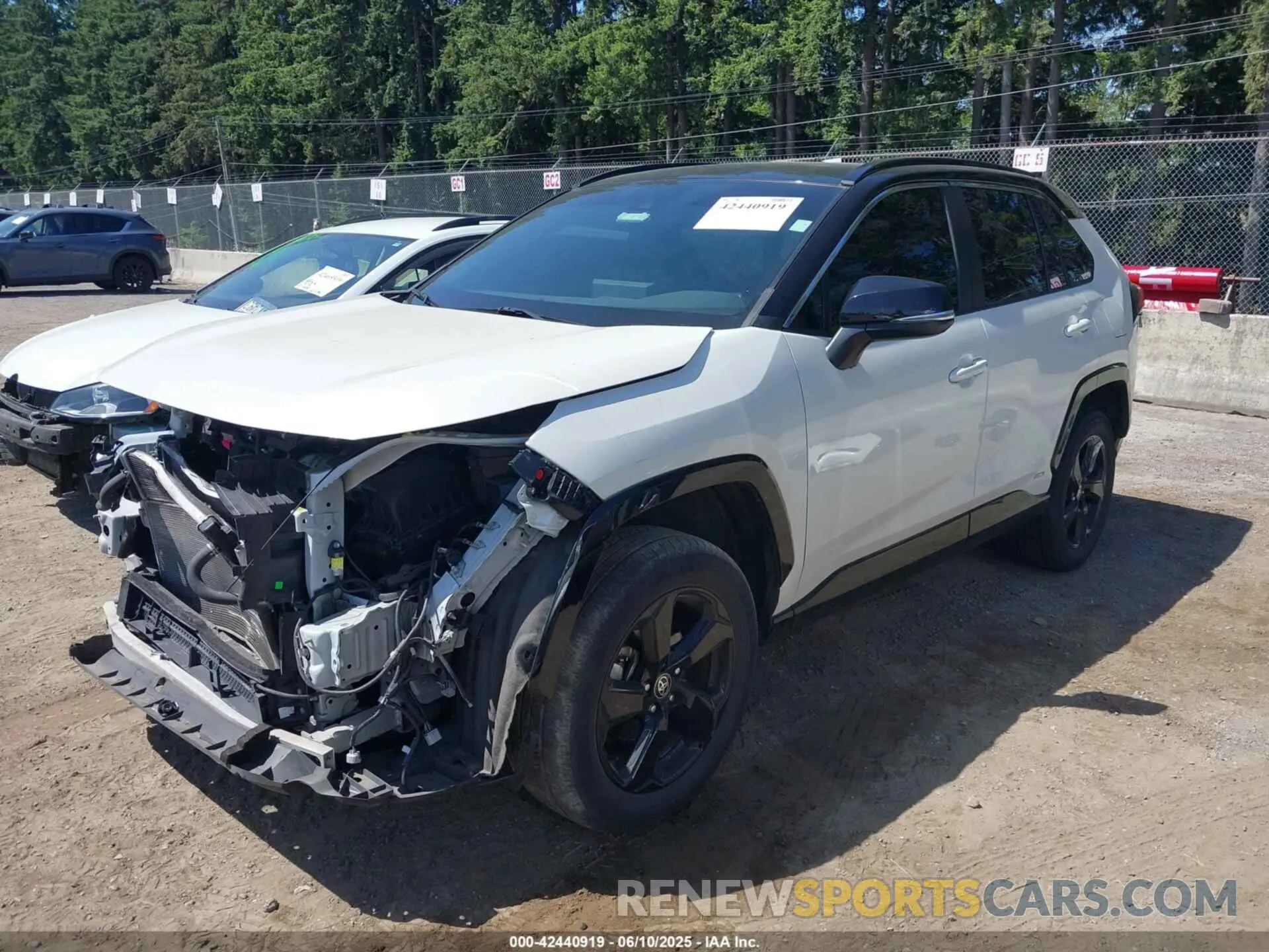 2 Photograph of a damaged car 2T3E6RFV1MW010758 TOYOTA RAV4 HYBRID 2021