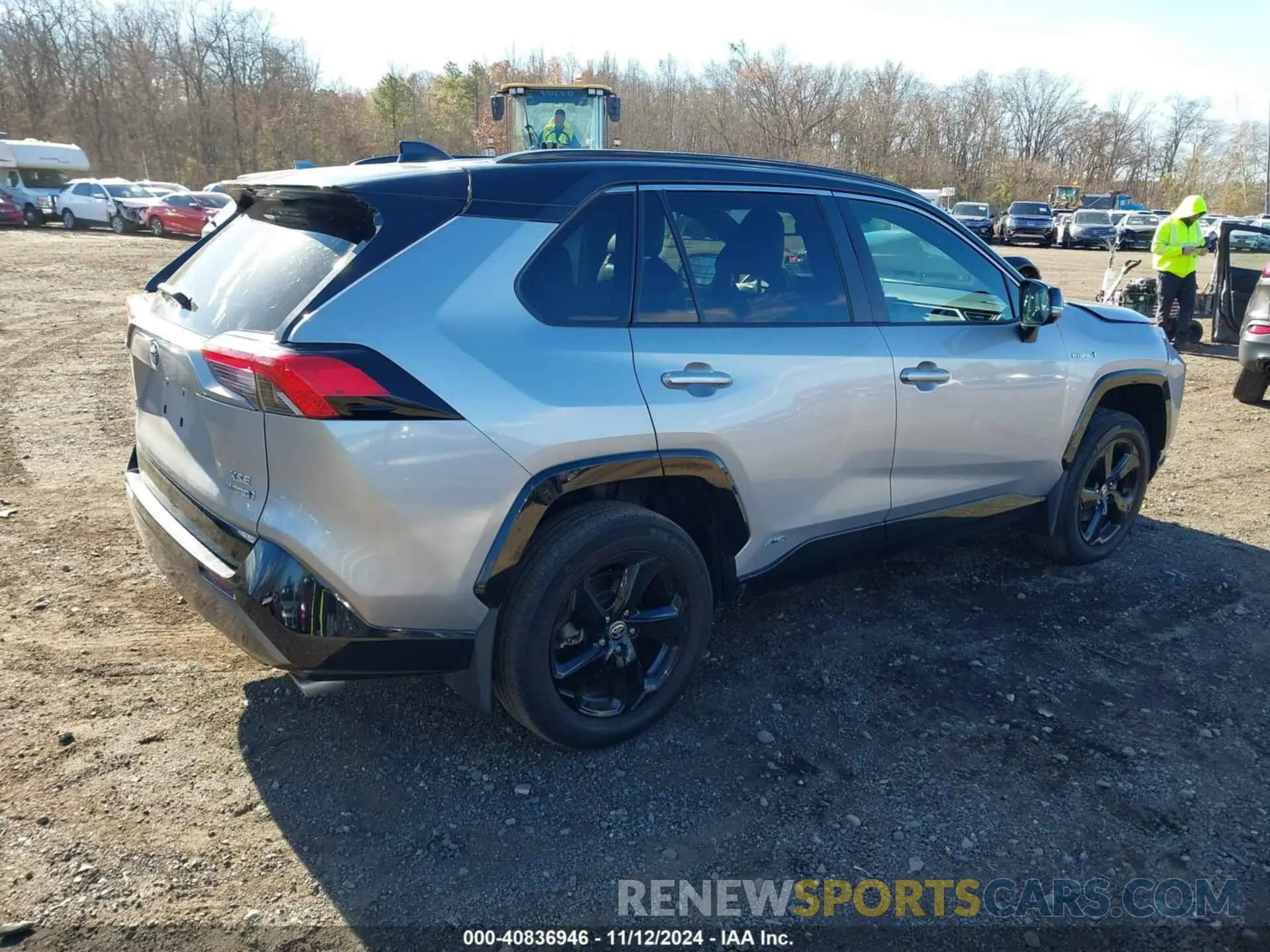 4 Photograph of a damaged car 2T3E6RFV1MW026734 TOYOTA RAV4 HYBRID 2021