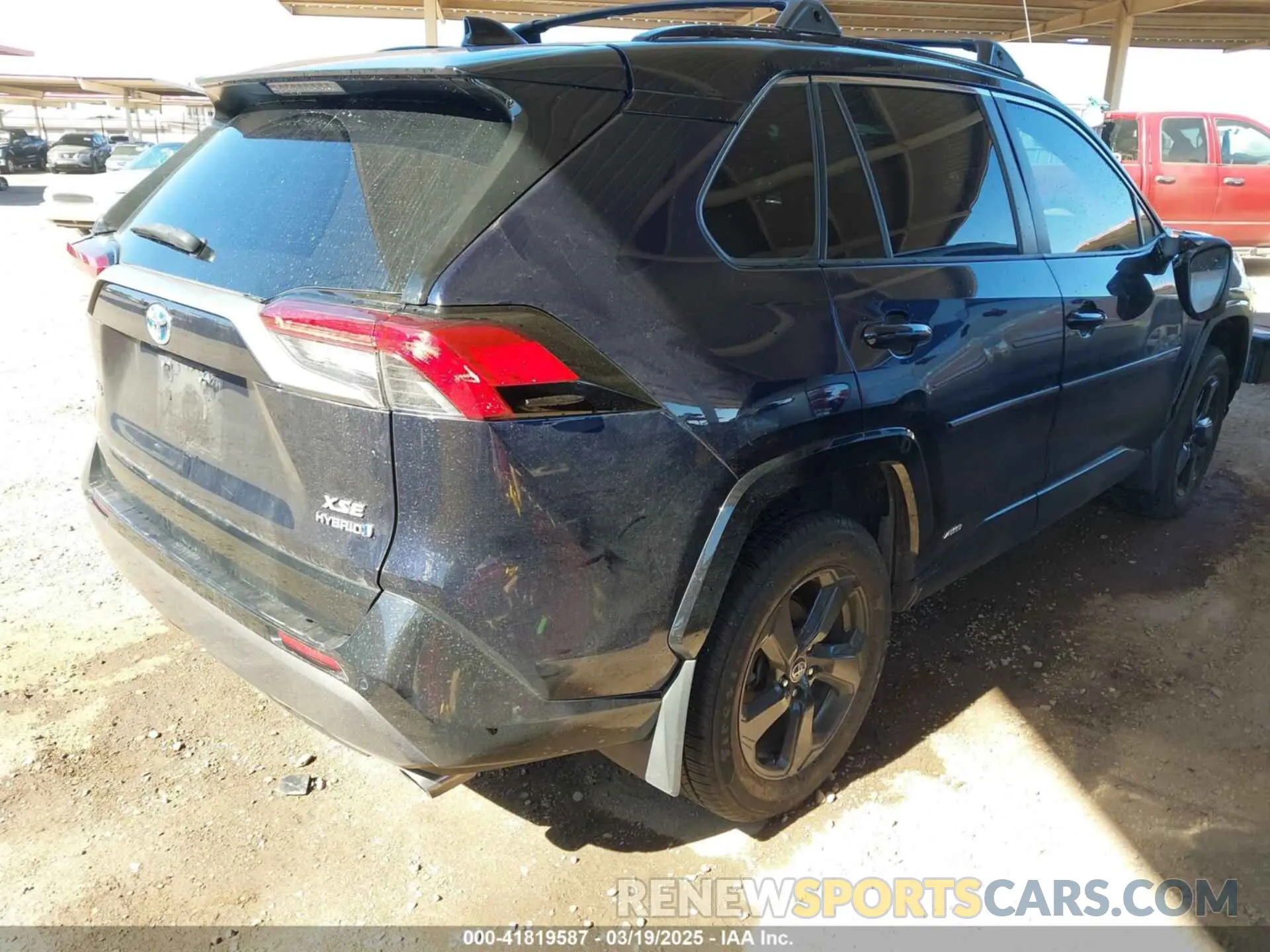 4 Фотография поврежденного автомобиля 2T3E6RFV2MW003947 TOYOTA RAV4 HYBRID 2021