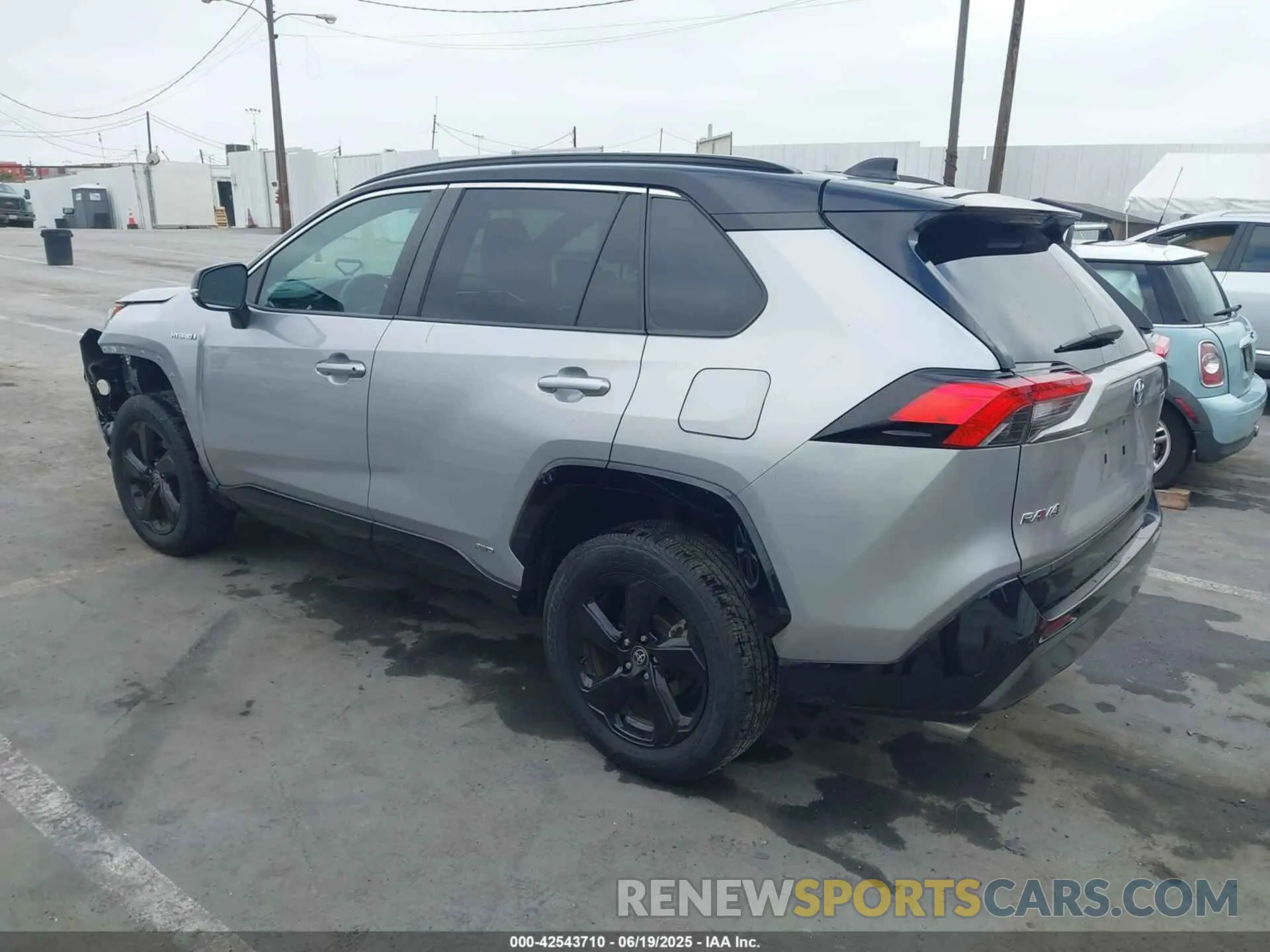 3 Фотография поврежденного автомобиля 2T3E6RFV8MW025418 TOYOTA RAV4 HYBRID 2021