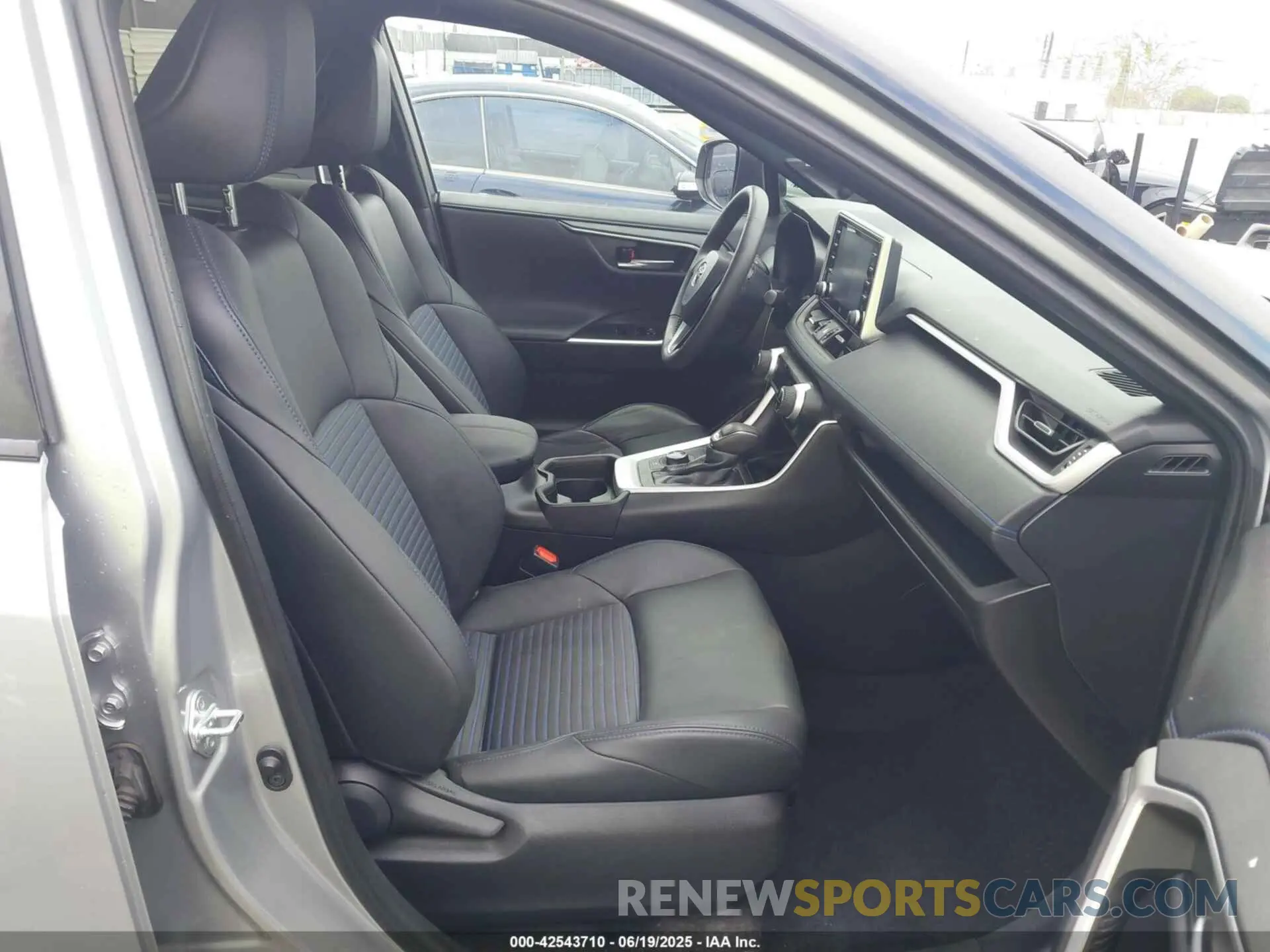 5 Фотография поврежденного автомобиля 2T3E6RFV8MW025418 TOYOTA RAV4 HYBRID 2021