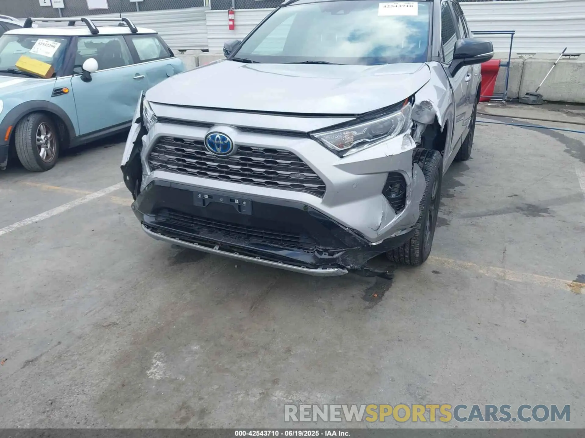 6 Фотография поврежденного автомобиля 2T3E6RFV8MW025418 TOYOTA RAV4 HYBRID 2021