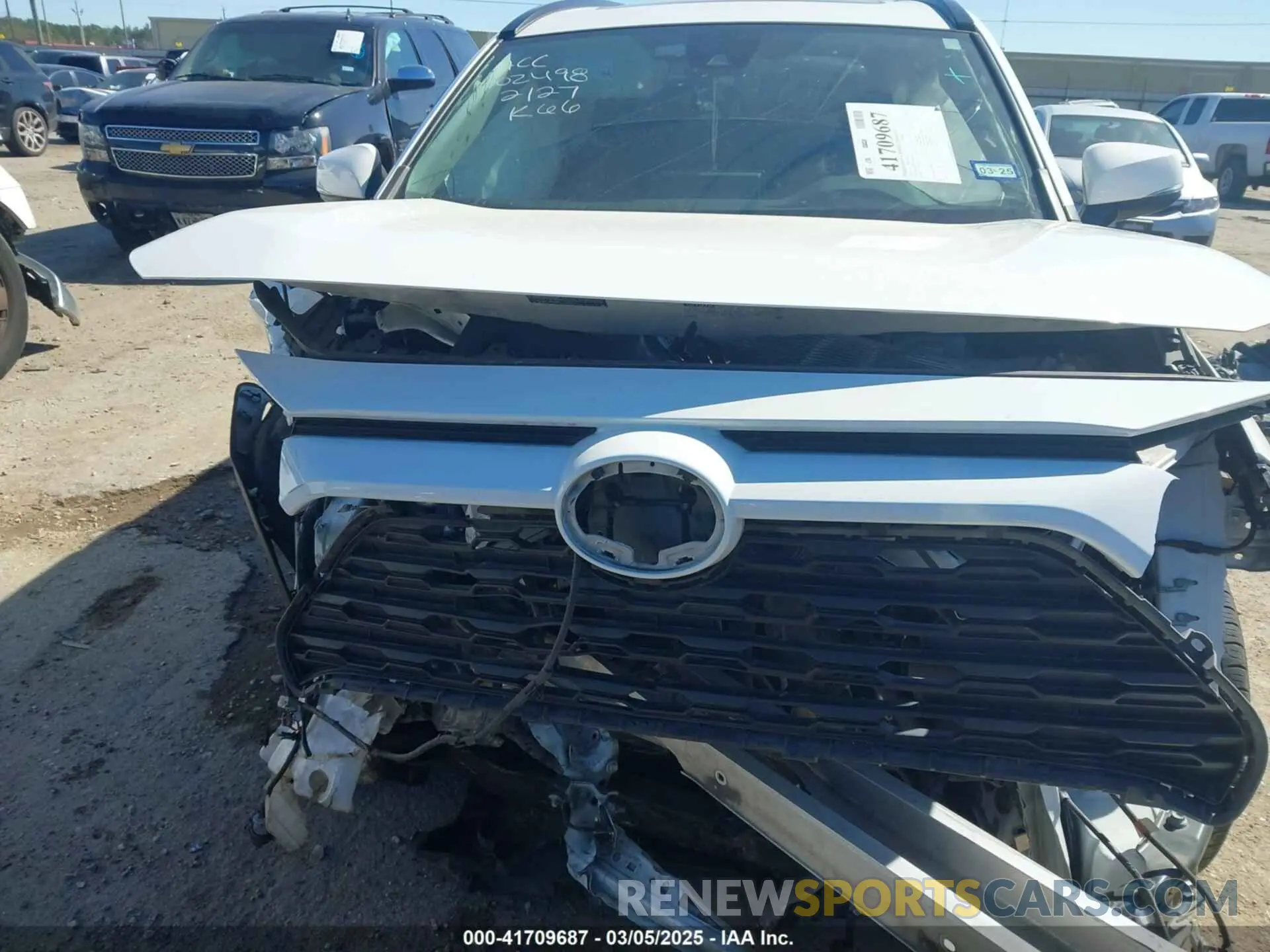 10 Photograph of a damaged car 2T3RWRFV1MW115429 TOYOTA RAV4 HYBRID 2021