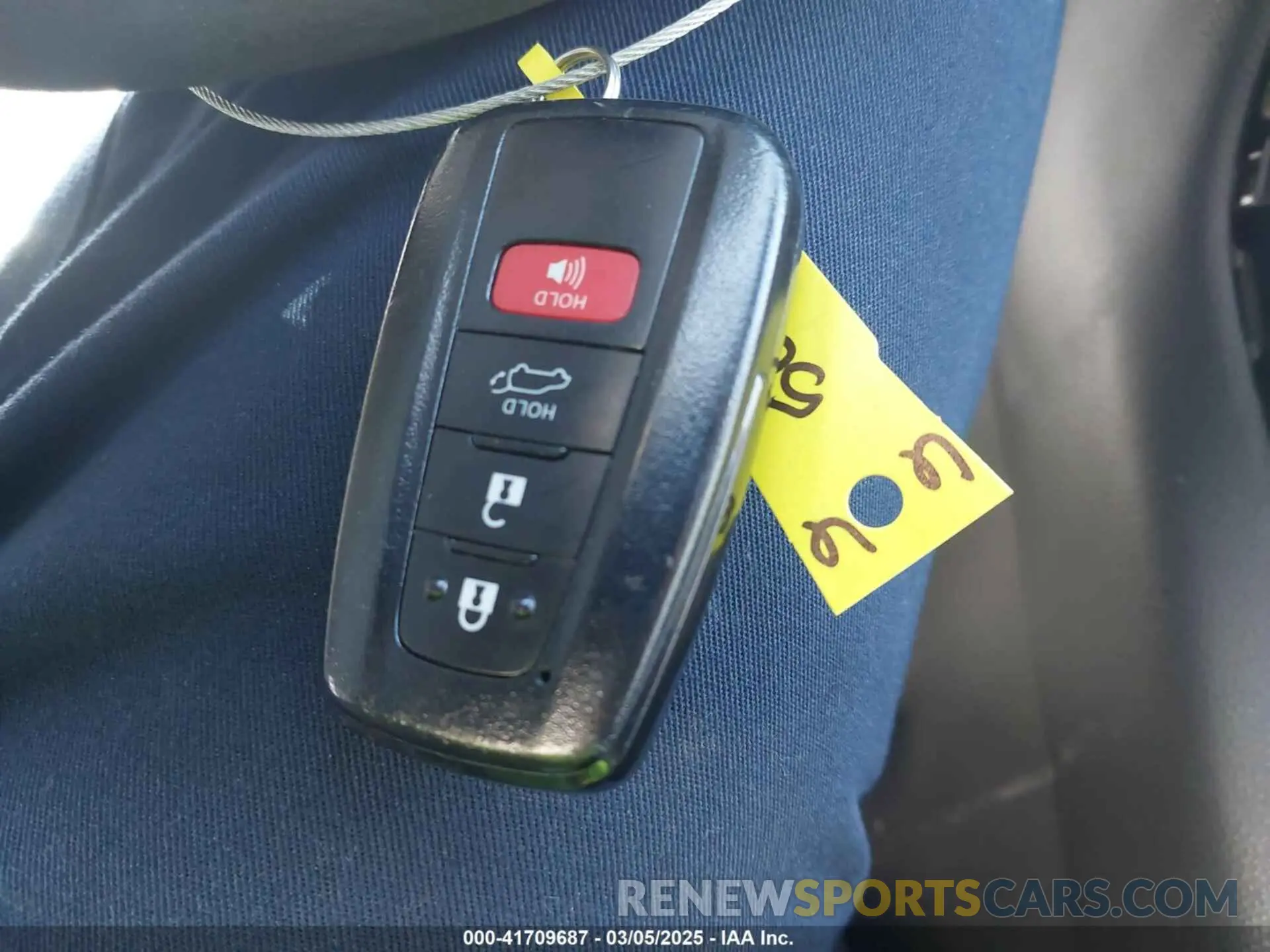 11 Photograph of a damaged car 2T3RWRFV1MW115429 TOYOTA RAV4 HYBRID 2021