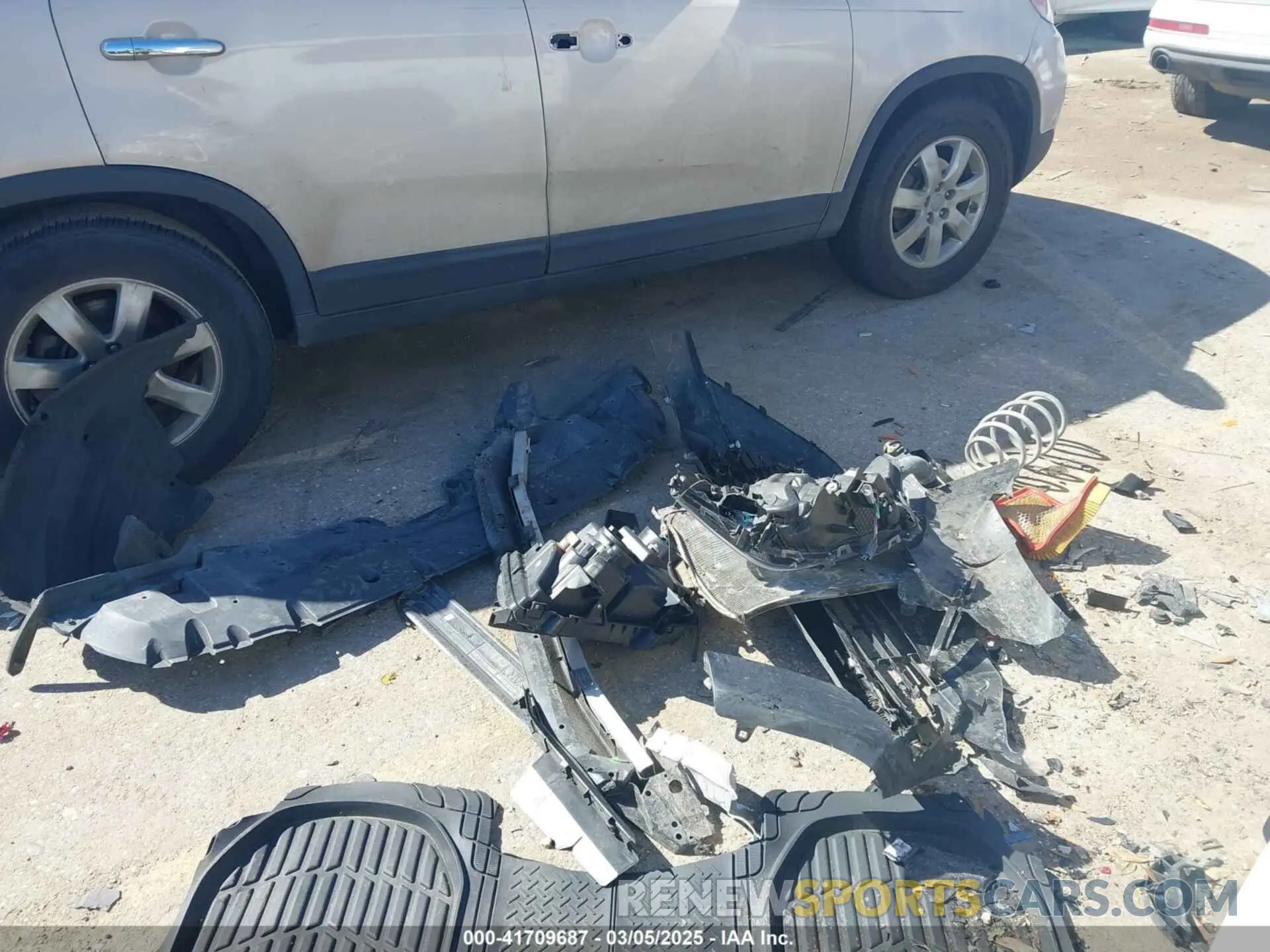 12 Photograph of a damaged car 2T3RWRFV1MW115429 TOYOTA RAV4 HYBRID 2021