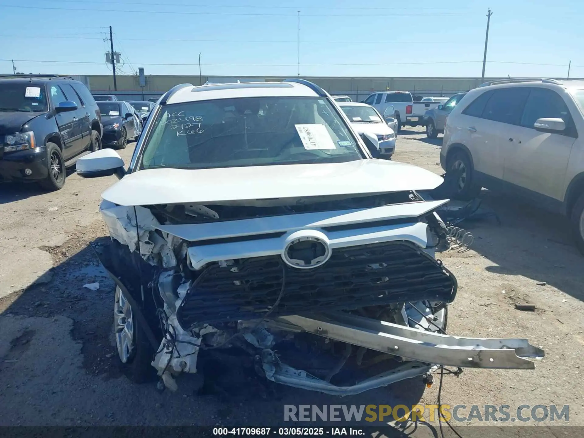 13 Photograph of a damaged car 2T3RWRFV1MW115429 TOYOTA RAV4 HYBRID 2021