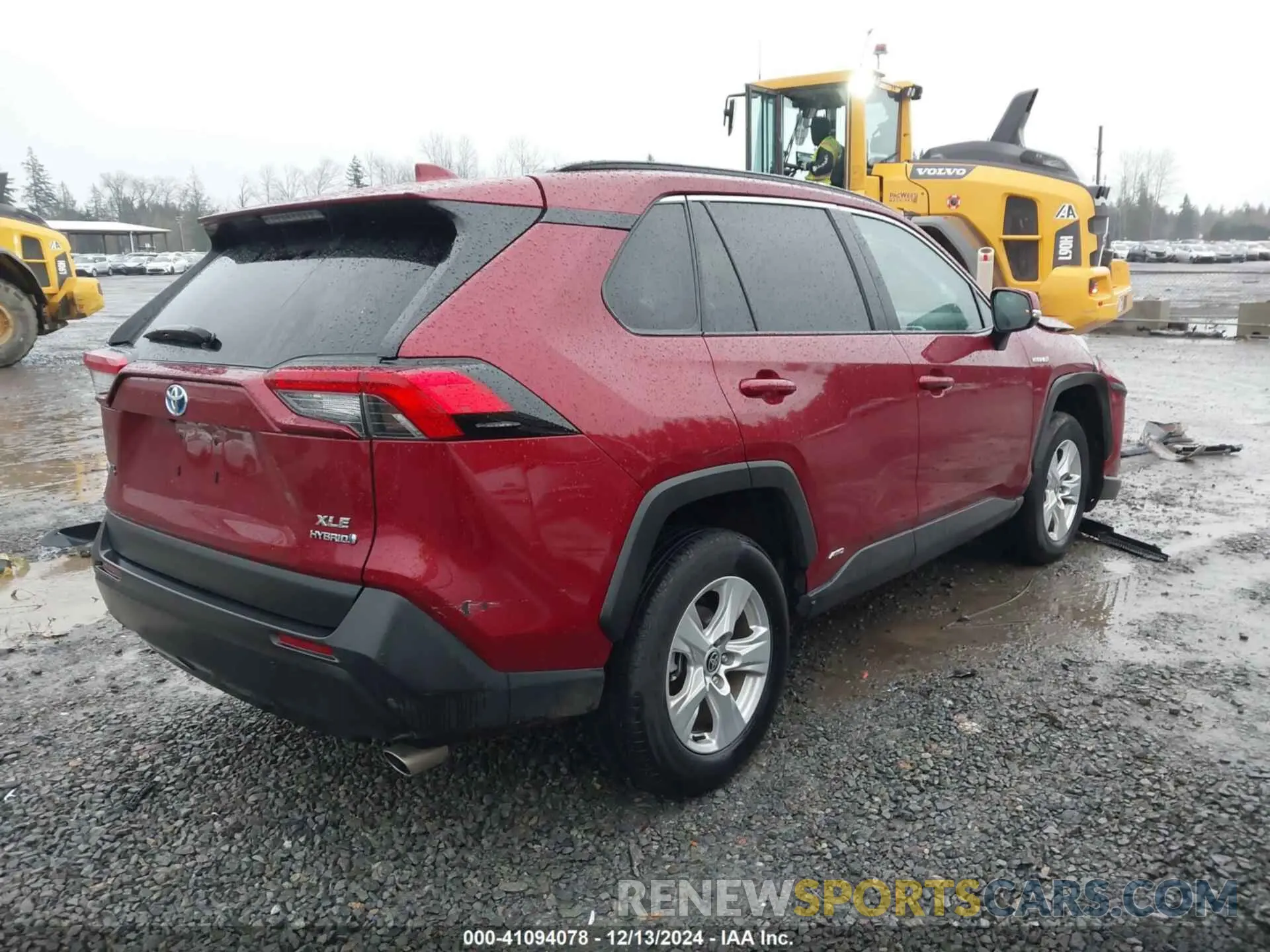 4 Photograph of a damaged car 2T3RWRFV3MW112726 TOYOTA RAV4 HYBRID 2021