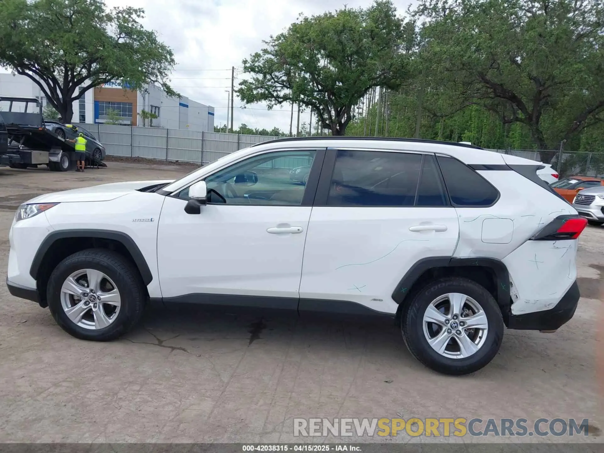 14 Фотография поврежденного автомобиля 2T3RWRFV6MW114082 TOYOTA RAV4 HYBRID 2021