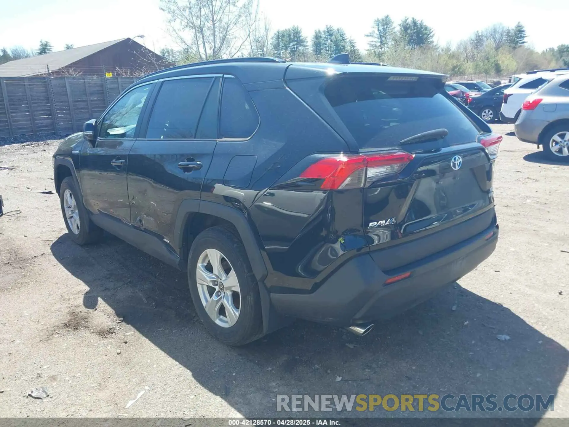 3 Фотография поврежденного автомобиля 2T3RWRFV8MW116772 TOYOTA RAV4 HYBRID 2021