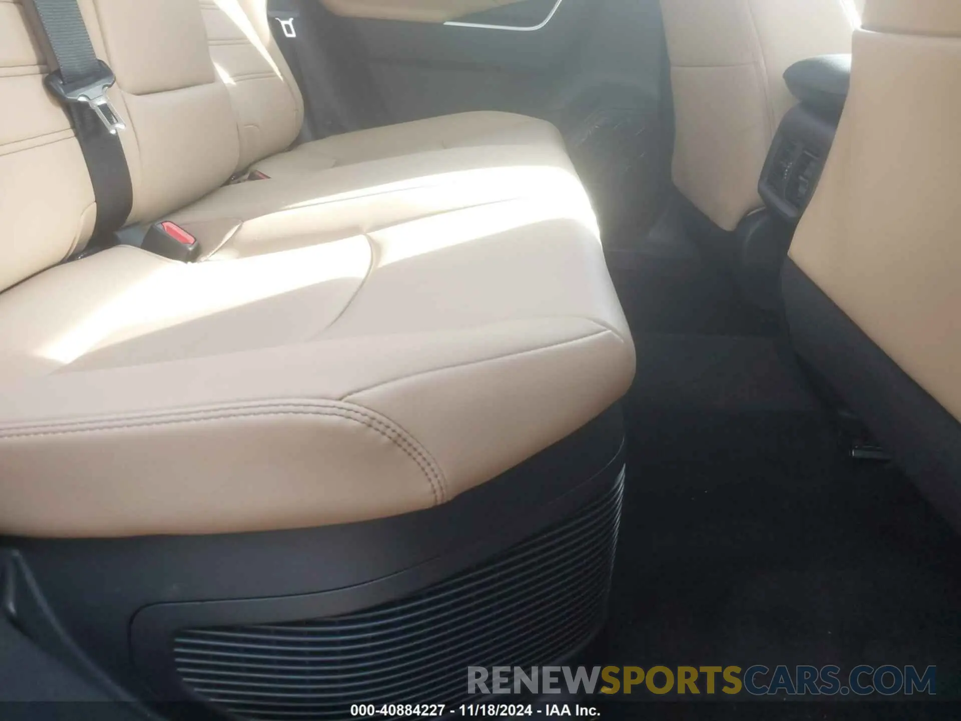 8 Photograph of a damaged car 4T3B6RFV1MU044122 TOYOTA RAV4 HYBRID 2021
