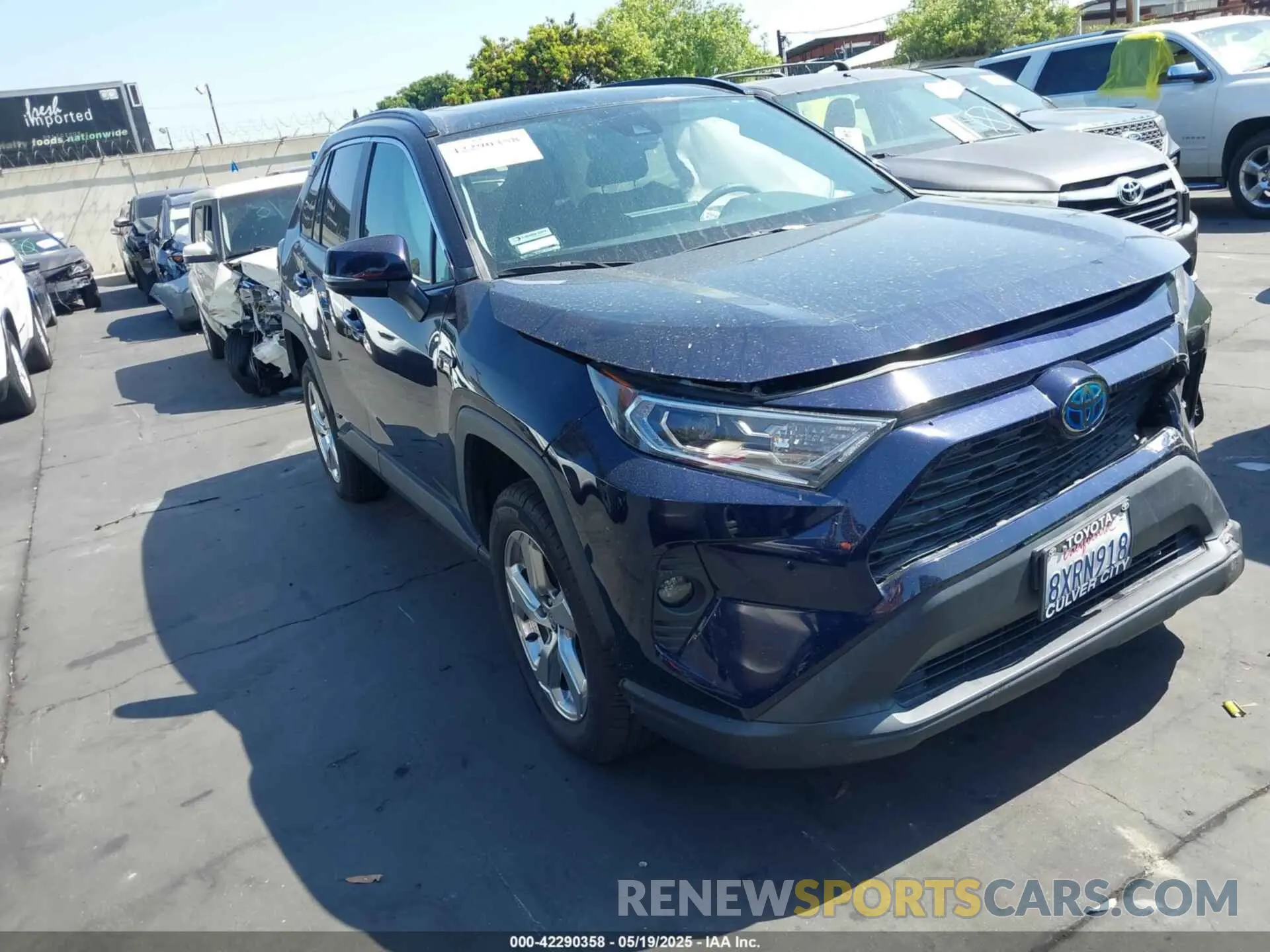 1 Фотография поврежденного автомобиля 4T3B6RFV2MU044890 TOYOTA RAV4 HYBRID 2021