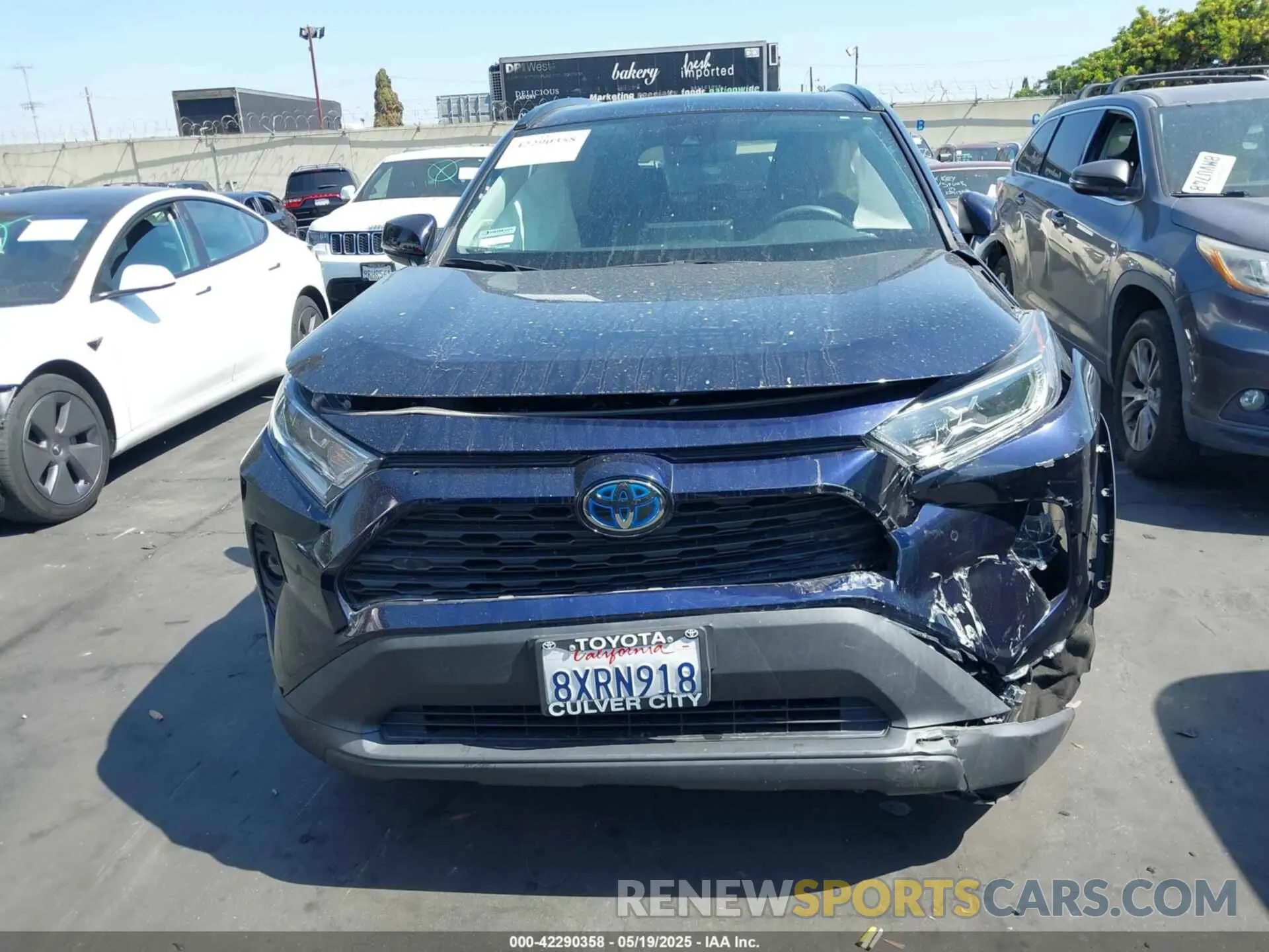 12 Фотография поврежденного автомобиля 4T3B6RFV2MU044890 TOYOTA RAV4 HYBRID 2021
