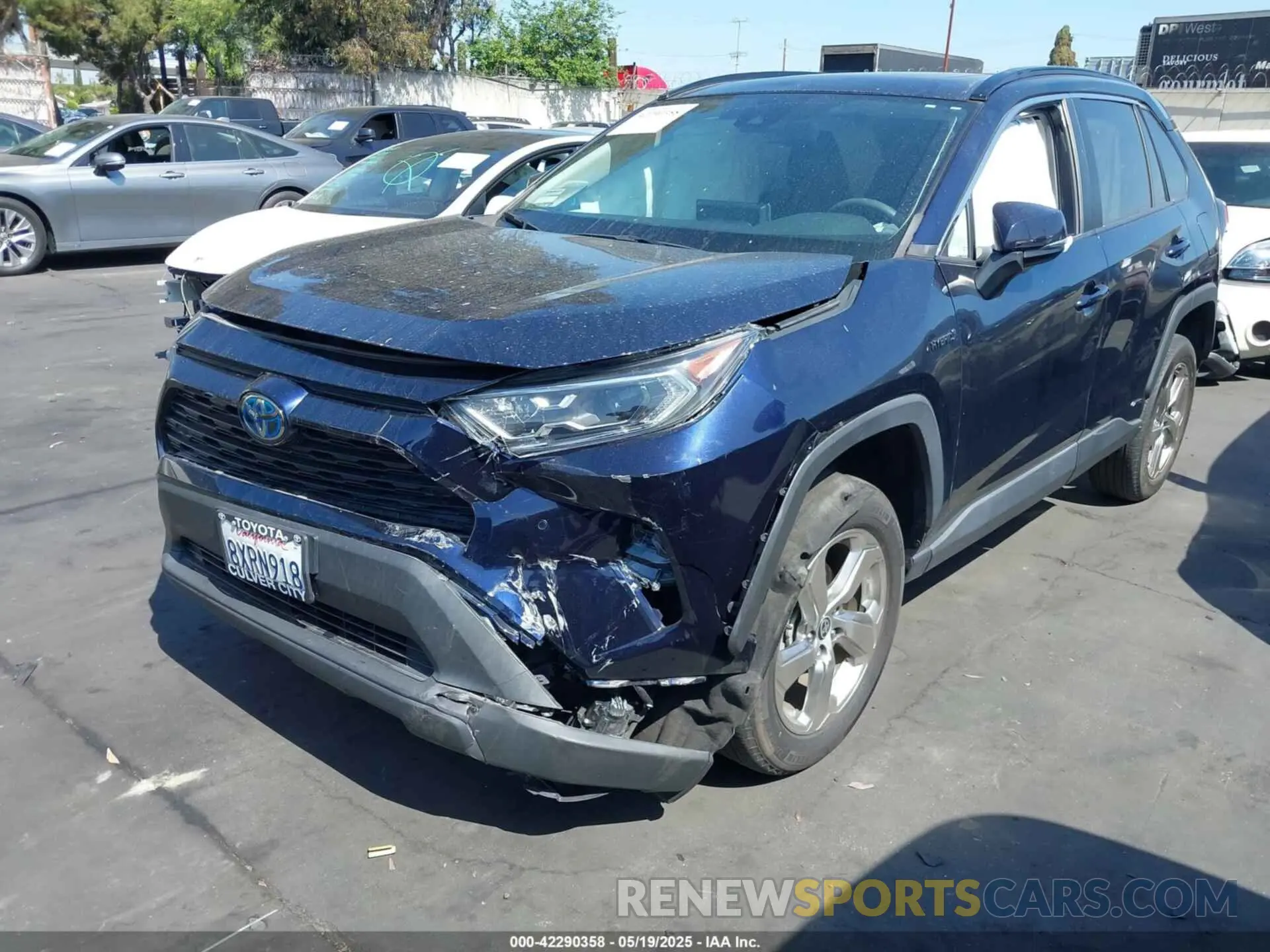 2 Фотография поврежденного автомобиля 4T3B6RFV2MU044890 TOYOTA RAV4 HYBRID 2021