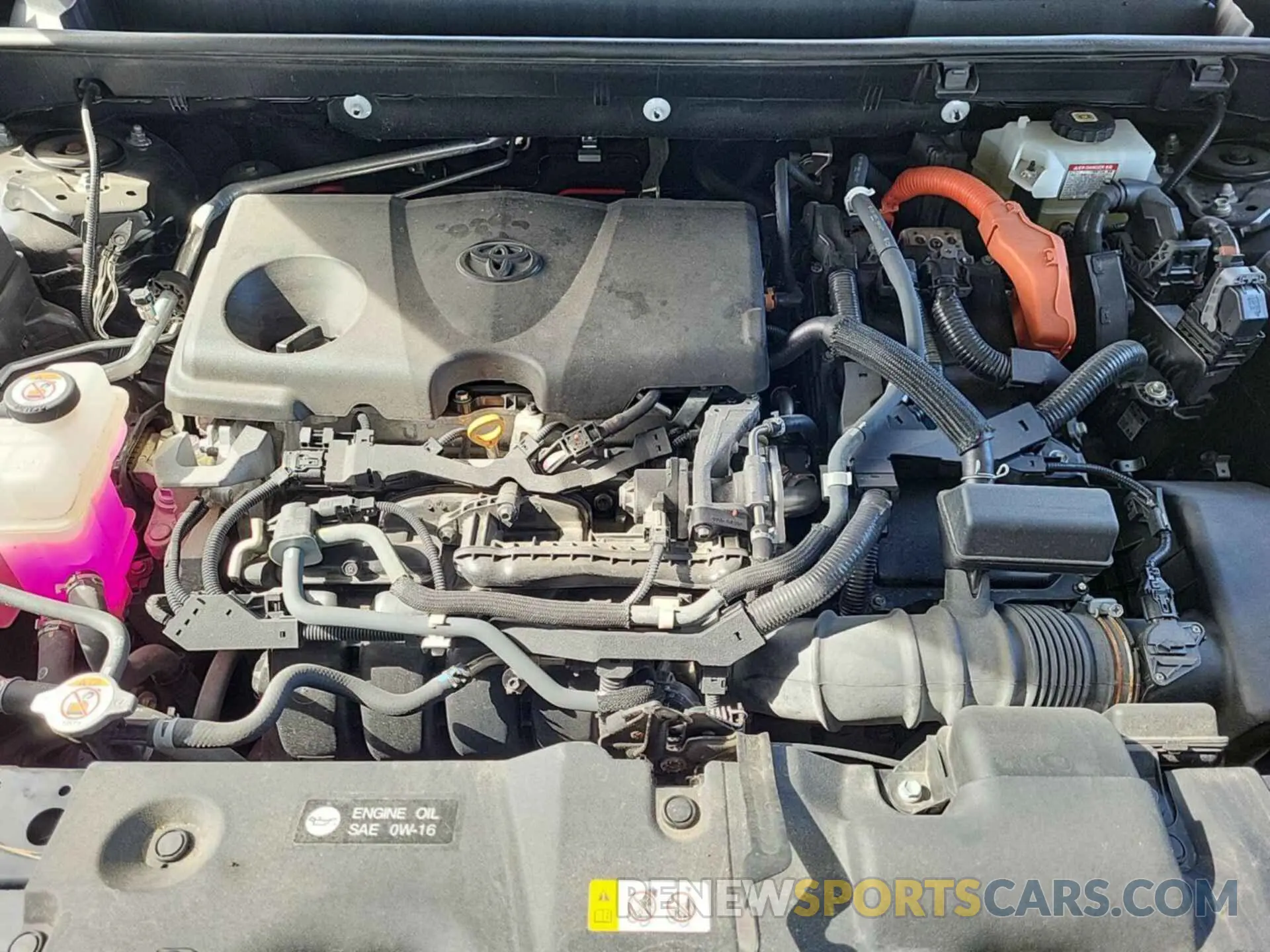 21 Фотография поврежденного автомобиля 4T3B6RFV3MU034076 TOYOTA RAV4 HYBRID 2021