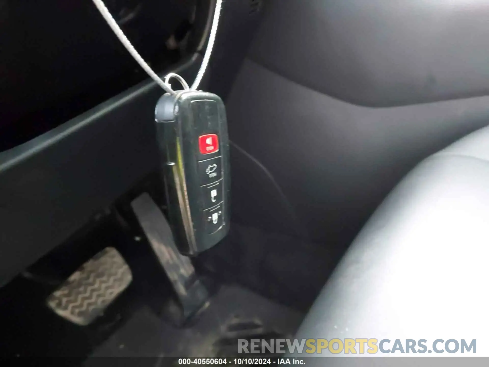 11 Photograph of a damaged car 4T3B6RFV3MU046079 TOYOTA RAV4 HYBRID 2021
